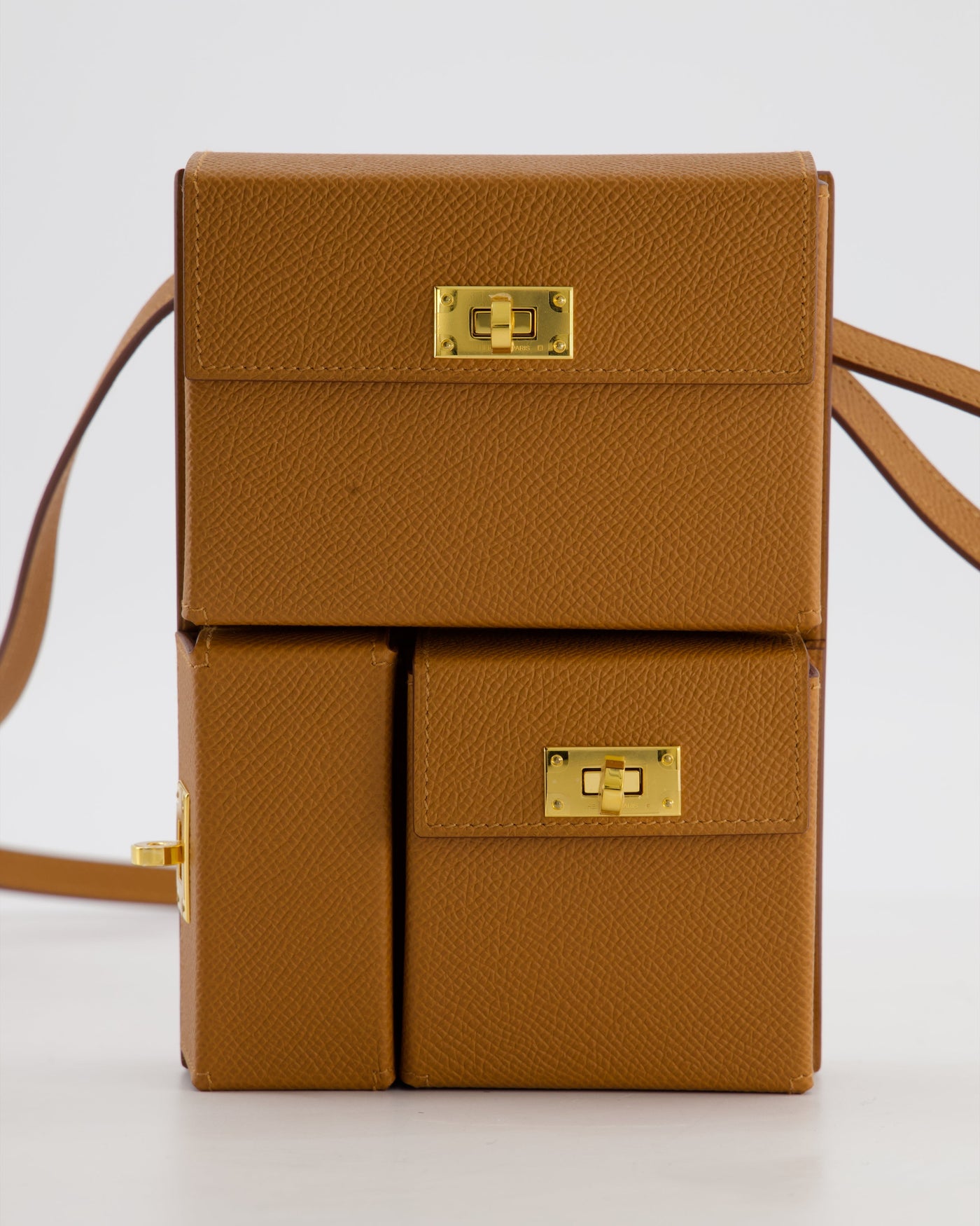 Hermes Kelly Multipocket To Go Pouch in Gold Epsom Leather with Gold Hardware - Product Image 15