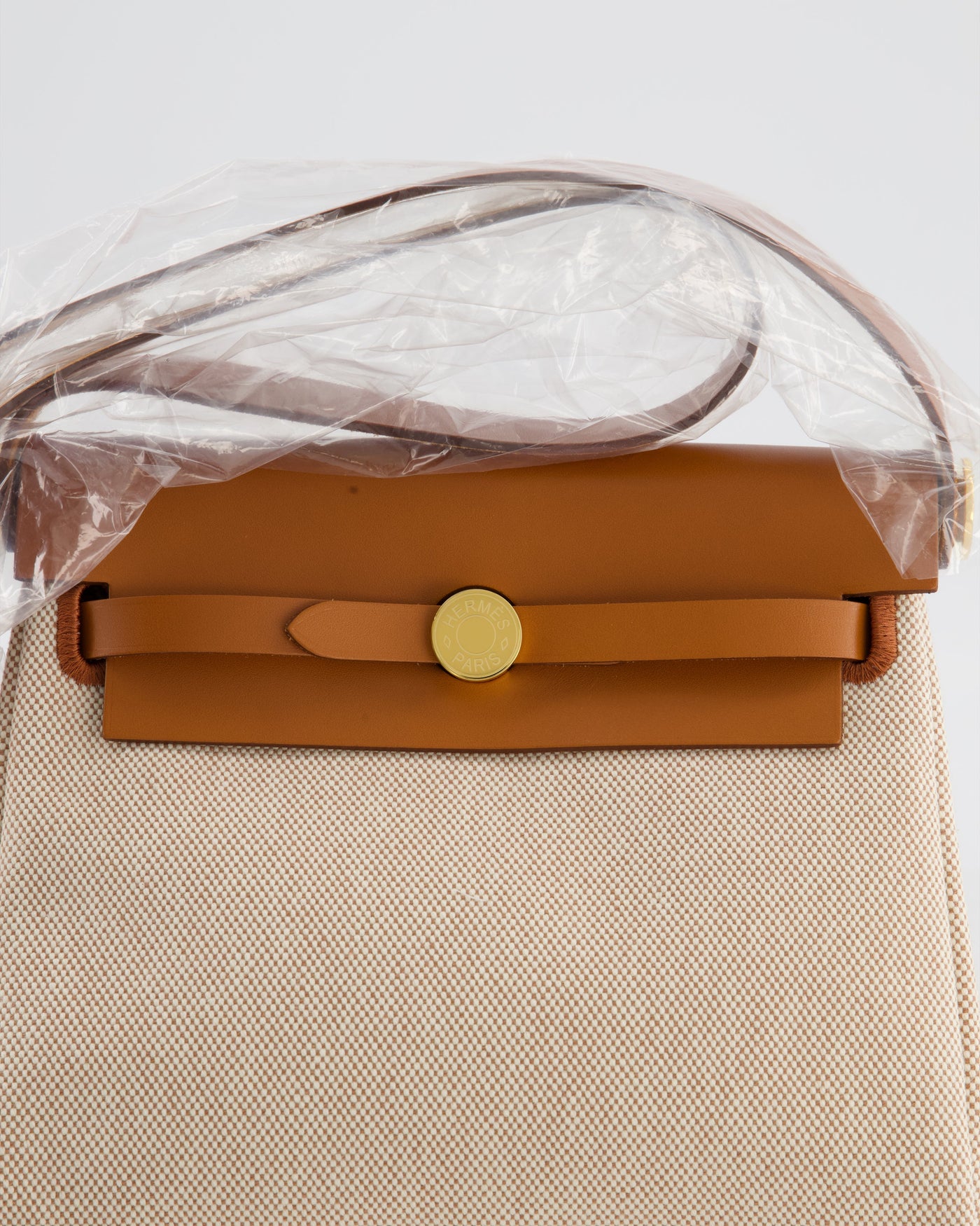 *HOT* Hermes Herbag Zip 20 Bag in Fauve Vache Hunter Leather & Ecru/Beige Viking Canvas with Gold Hardware - Product Image 15