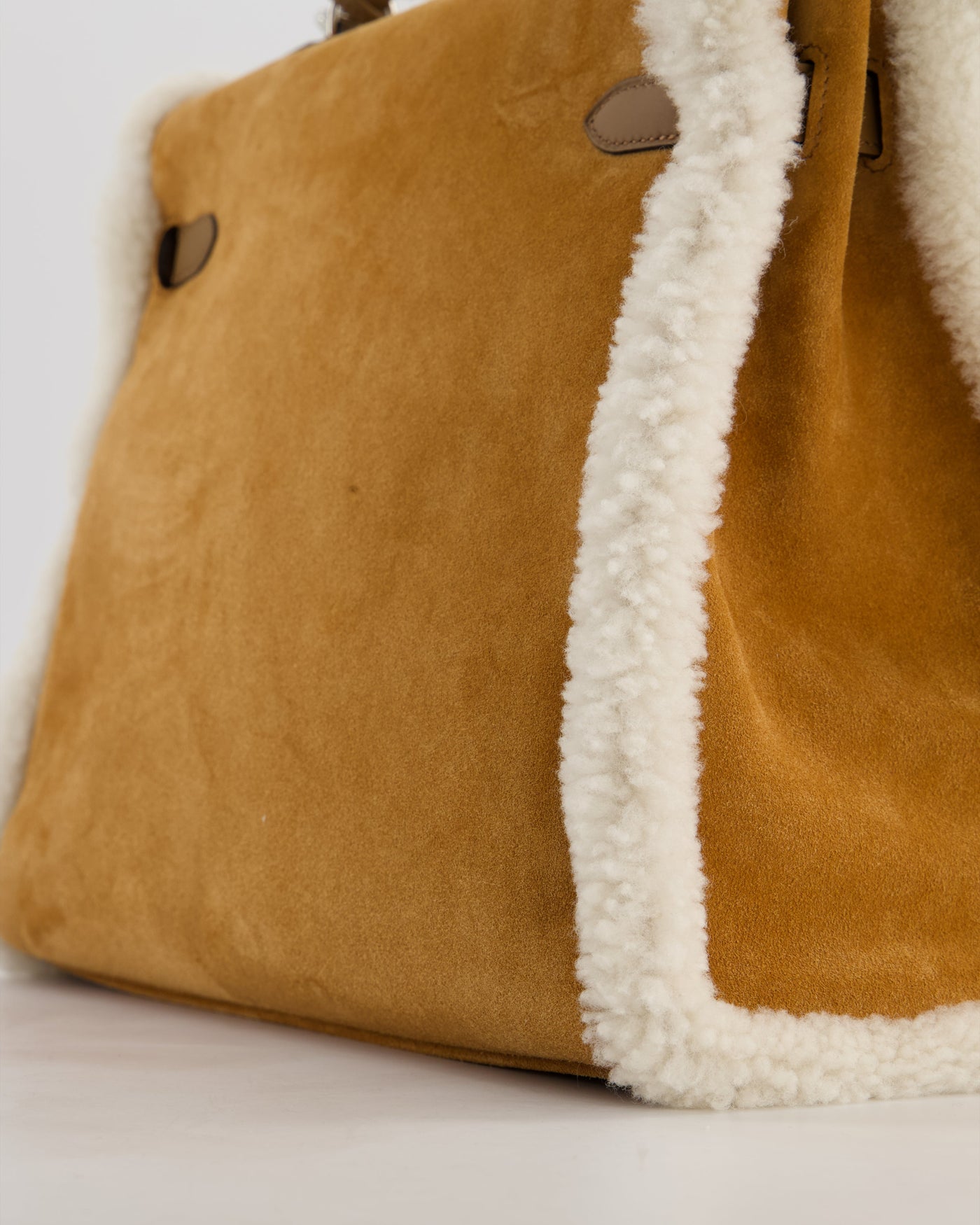 Hermes Kelly 35 Teddy Plush Grizzly Bag in Alezan Swift Leather, Ecru Plush & Chamois Grizzly Suede Leather with Palladium Hardware - Product Image 15