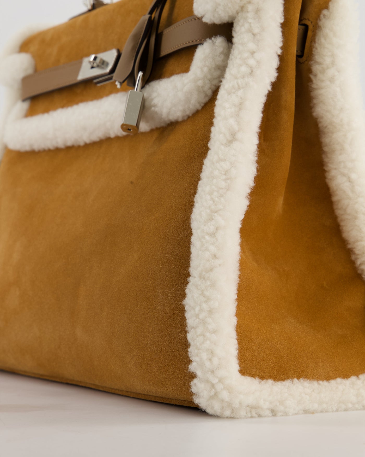 Hermes Kelly 35 Teddy Plush Grizzly Bag in Alezan Swift Leather, Ecru Plush & Chamois Grizzly Suede Leather with Palladium Hardware - Product Image 14