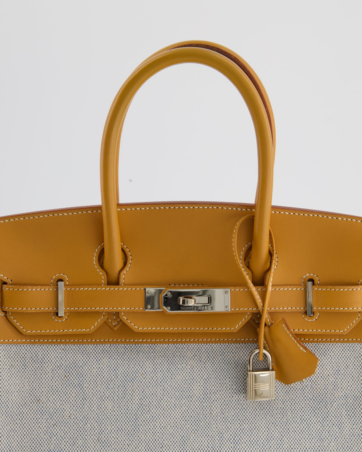 *RARE* Hermes Birkin 30 Retourne Toile Bag in Natural Sable Vache Naturelle Leather & Écru/Ciel Cross Toile Canvas with Palladium Hardware - Product Image 14