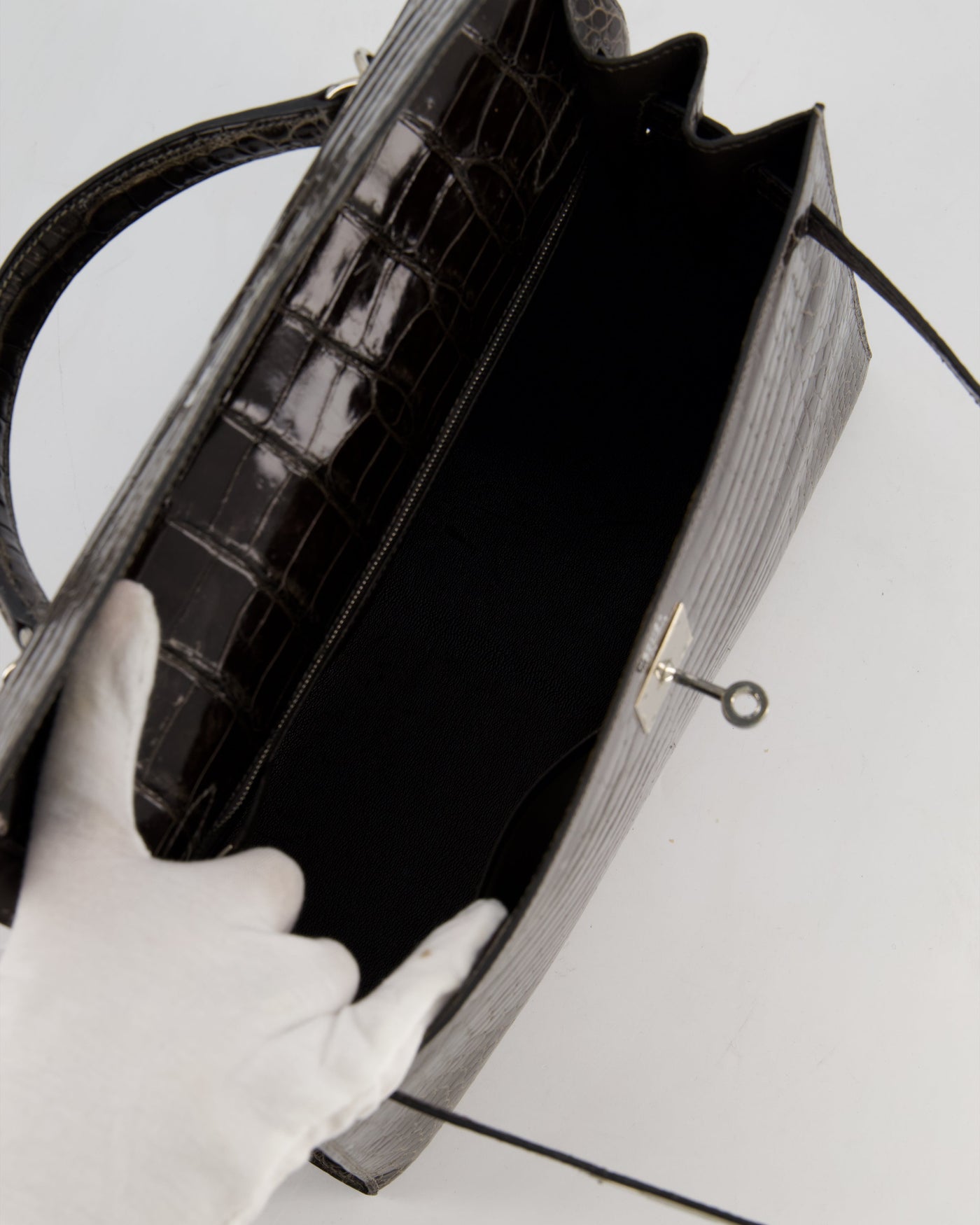 Hermes Kelly 32 Sellier Bag in Graphite Shiny Porosus Crocodile Leather with Palladium Hardware - Product Image 16