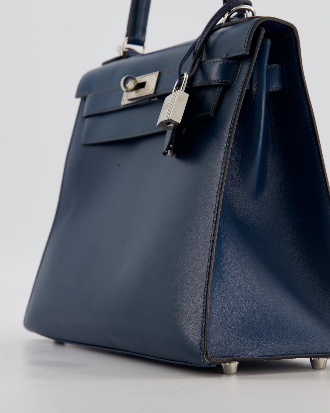 *VERY RARE* Hermes Kelly 28 Sellier Bag in Bleu De Prusse Box Calf Leather with Guilloche Palladium Hardware - Product Image 13