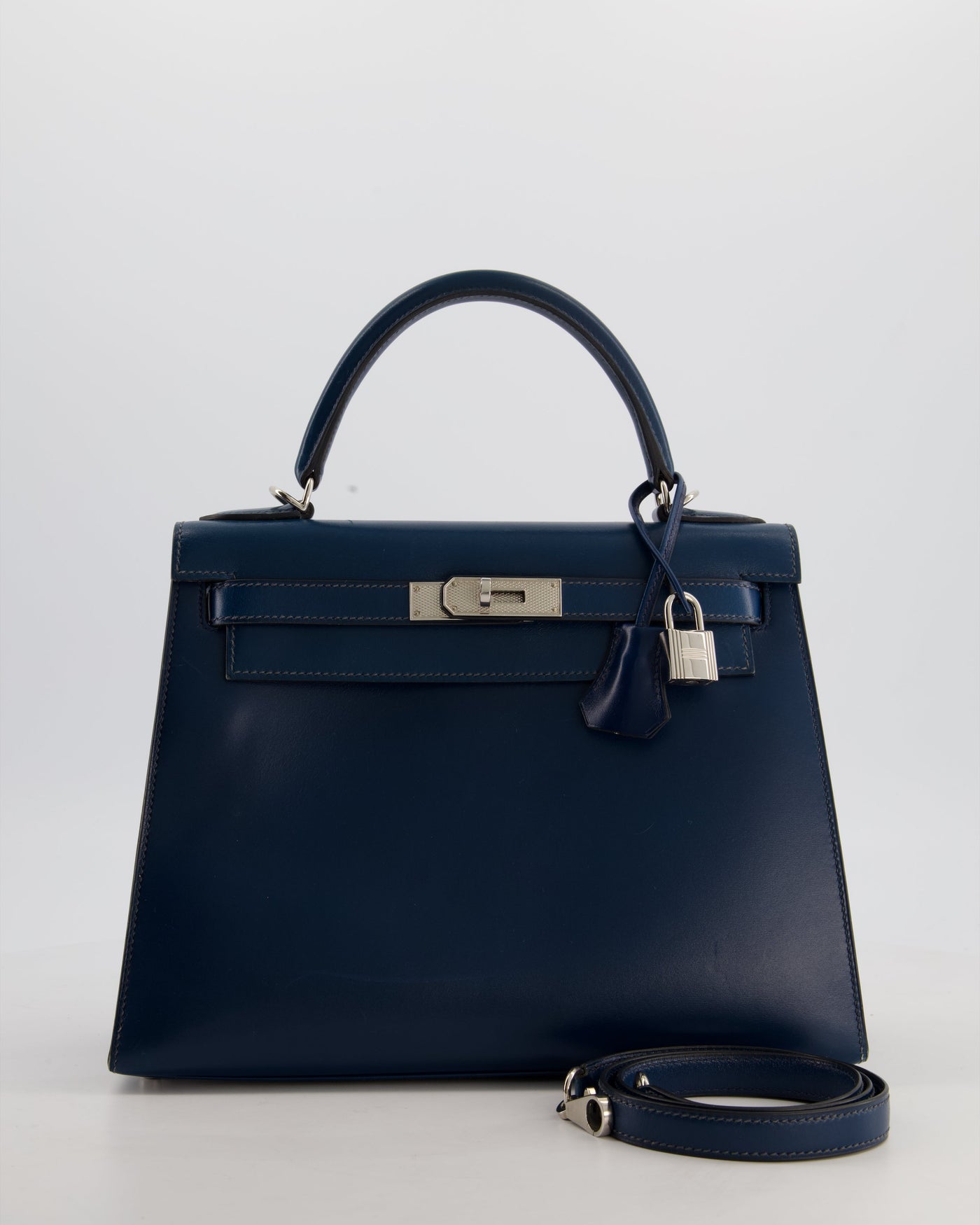 *VERY RARE* Hermes Kelly 28 Sellier Bag in Bleu De Prusse Box Calf Leather with Guilloche Palladium Hardware - Product Image 3
