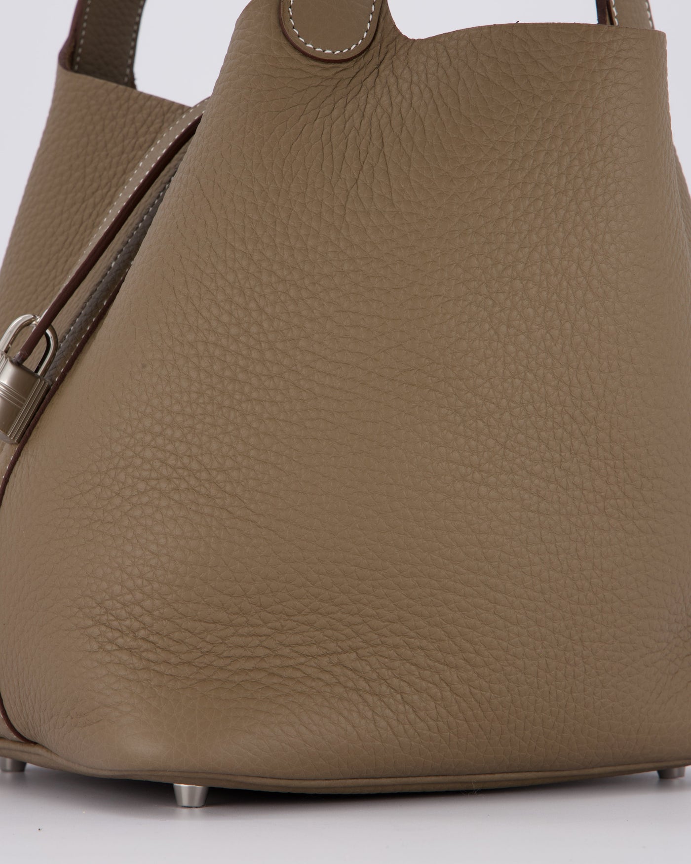 Hermes Picotin 22 Lock Bag in Etoupe Clemence Leather with Palladium Hardware - Product Image 9