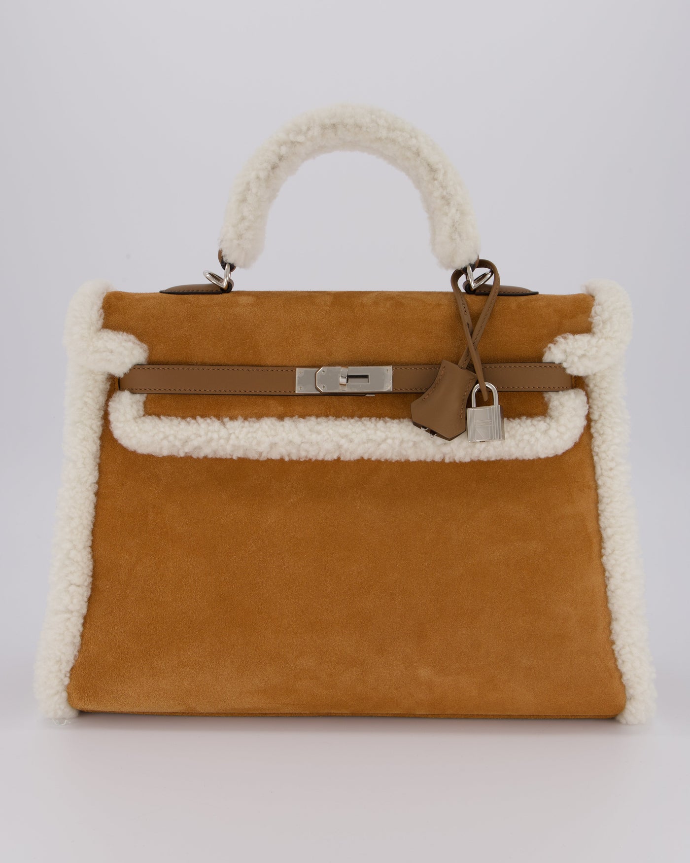 Hermes Kelly 35 Teddy Plush Grizzly Bag in Alezan Swift Leather, Ecru Plush & Chamois Grizzly Suede Leather with Palladium Hardware - Product Image 4