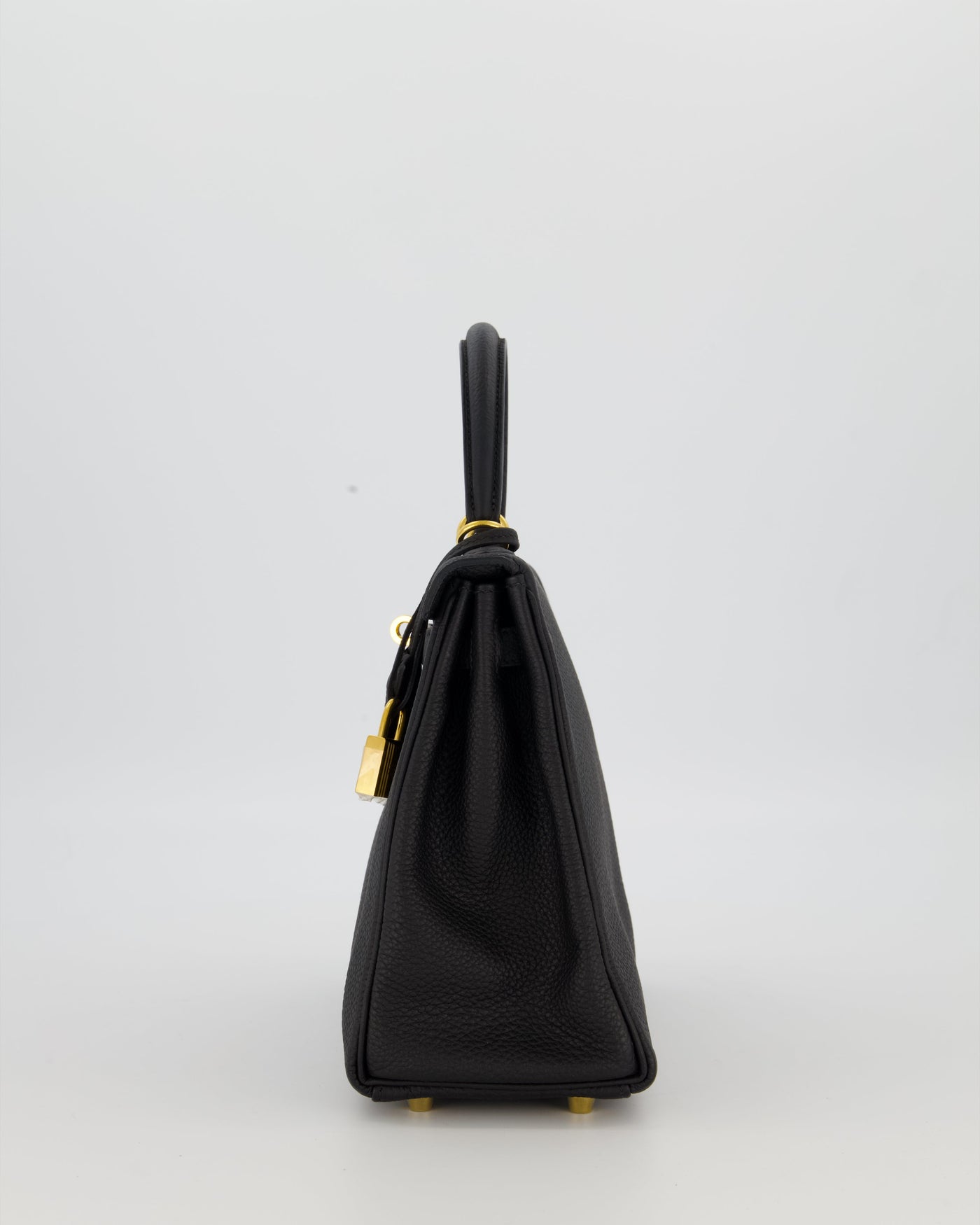 Hermes Kelly 25 Retourne Bag in Noir Togo Leather with Gold Hardware - Product Image 8