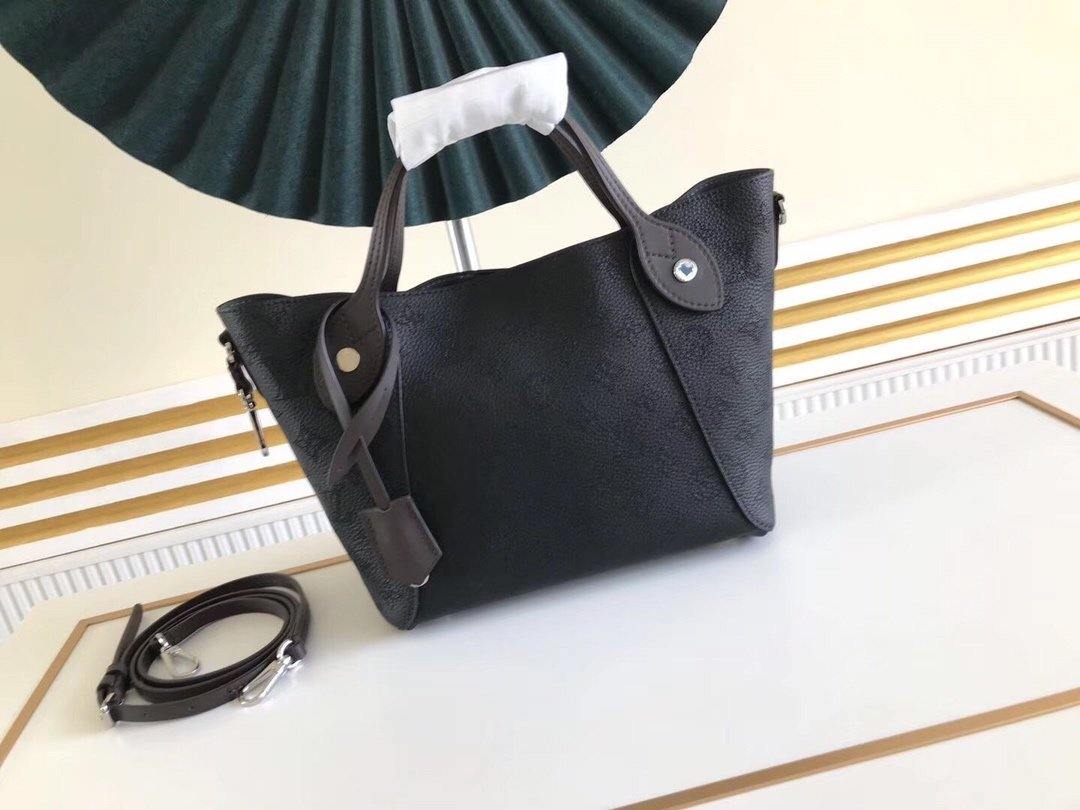 Louis Vuitton Hina PM Bag - Product Image 2