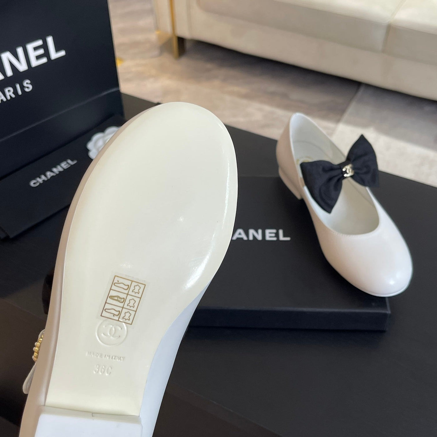 BALLET FLAT WHITE LAMBSKIN WITH BLACK BOW - Product Image 7
