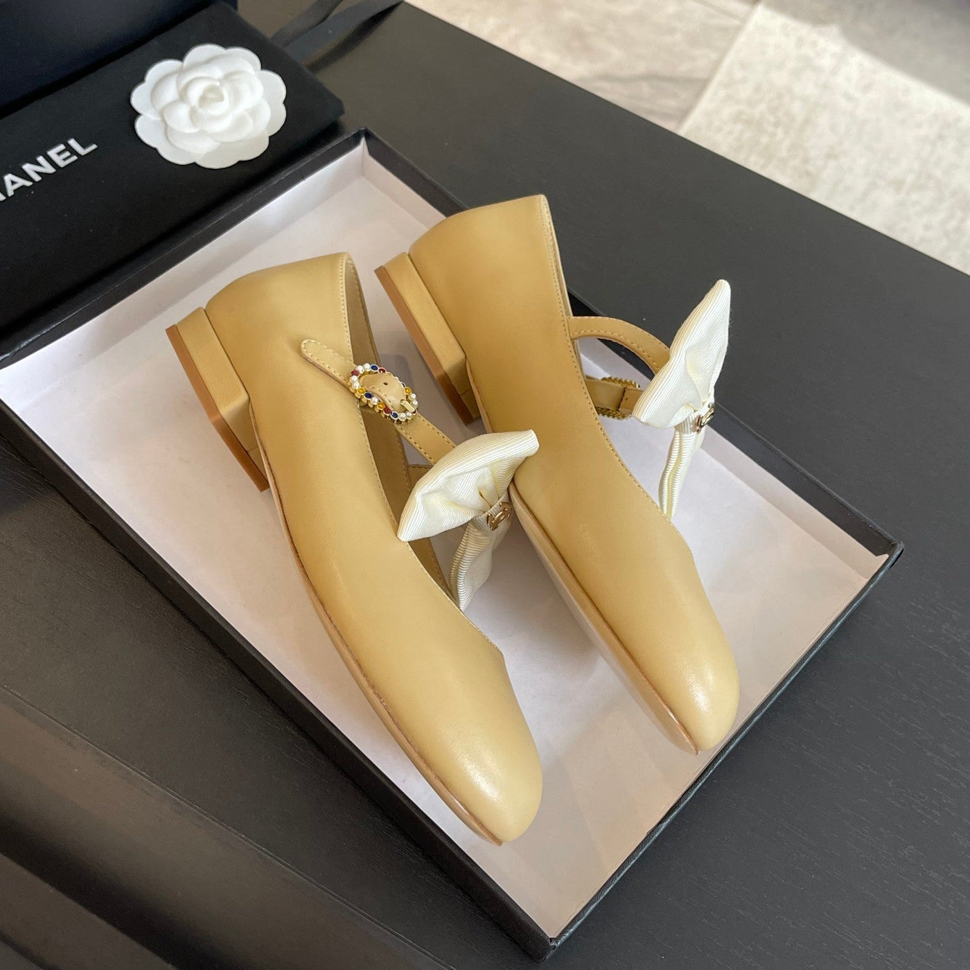 BALLET FLAT DARK CREAM LAMBSKIN WITH WHITE BOW - Product Image 5