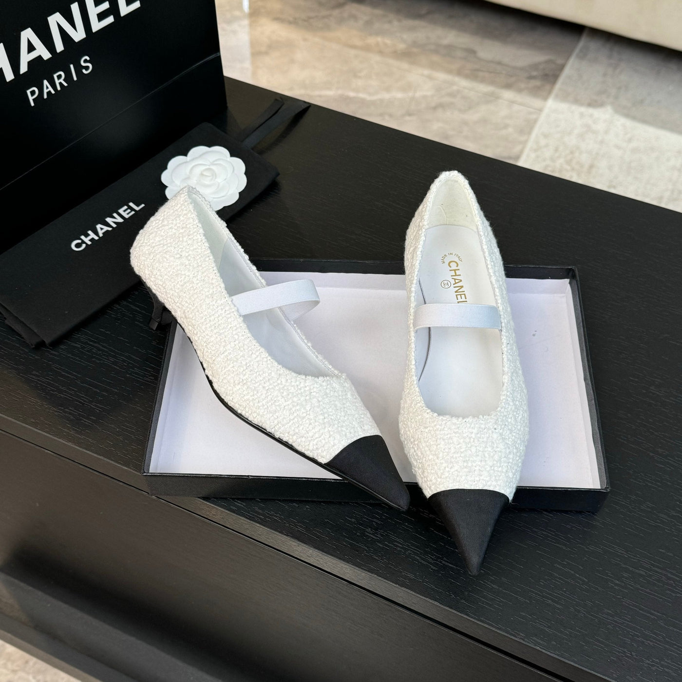 mary jane 35 pointed toe white tweed black grosgrain - Product Image 5