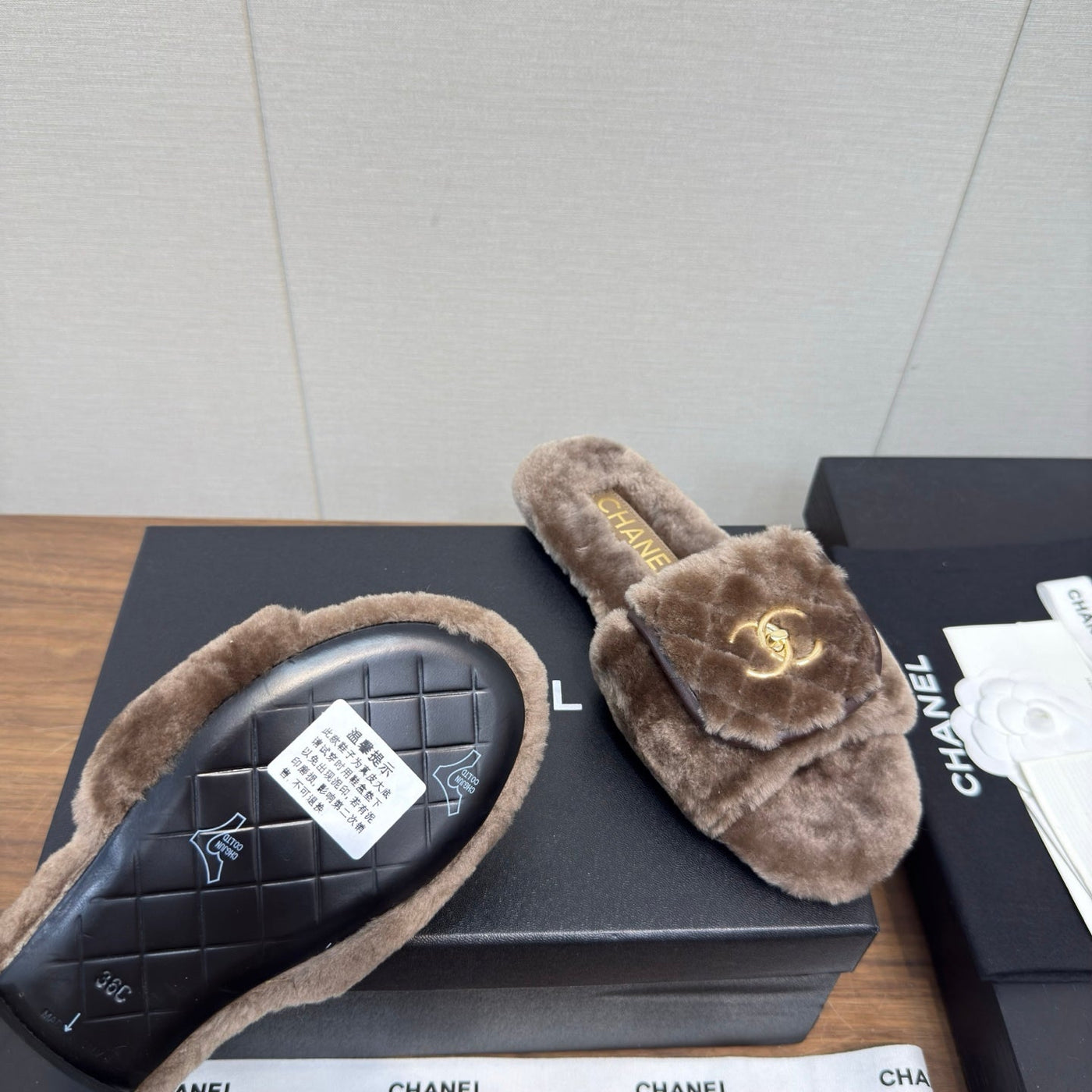 Chanel 25 Slipper Brown Smooth Lambwool 465600 - Product Image 5