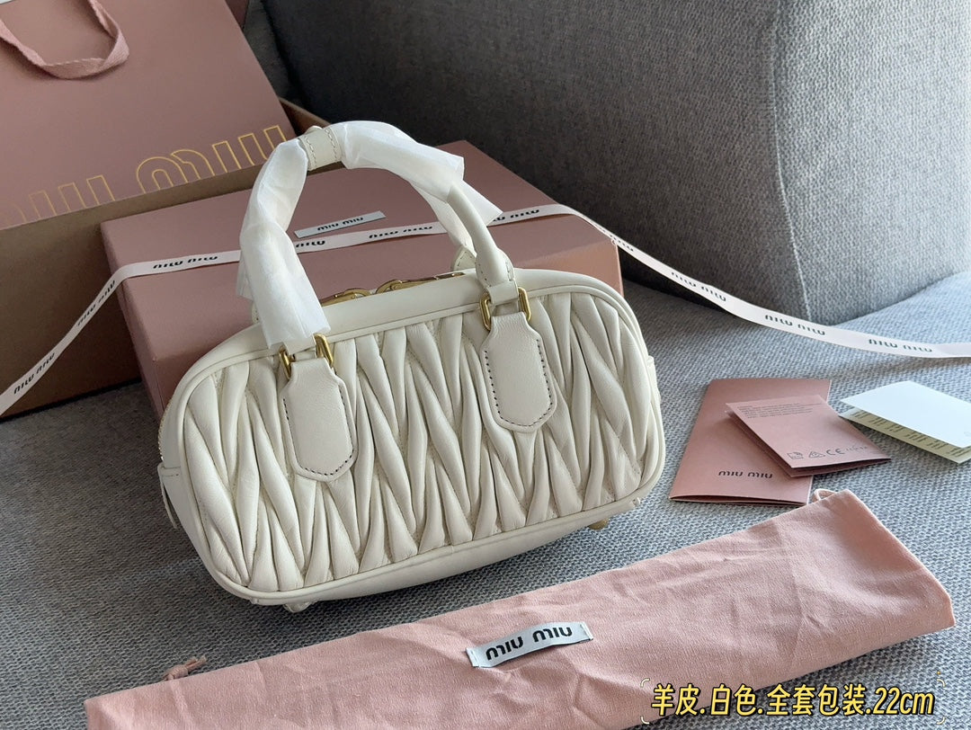 NAPPA 42 BAG IN OAK LEATHER - Product Image 5
