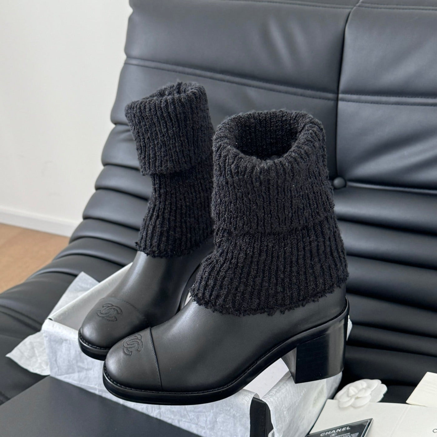 CC 25 new sock boots black knit wool sheepskin 458774 | Studio Nafay