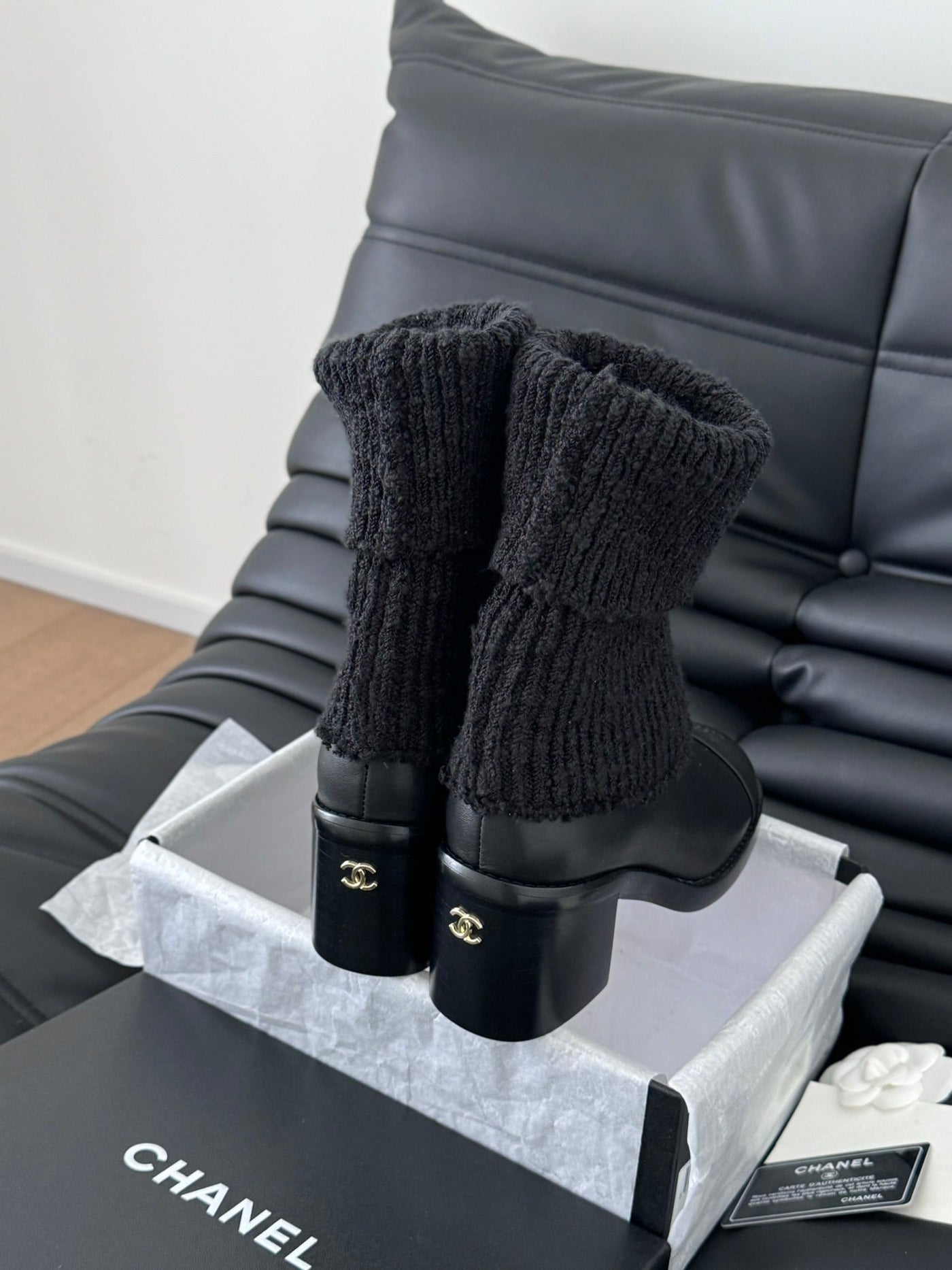 CC 25 new sock boots black knit wool sheepskin 458774 - Product Image 3