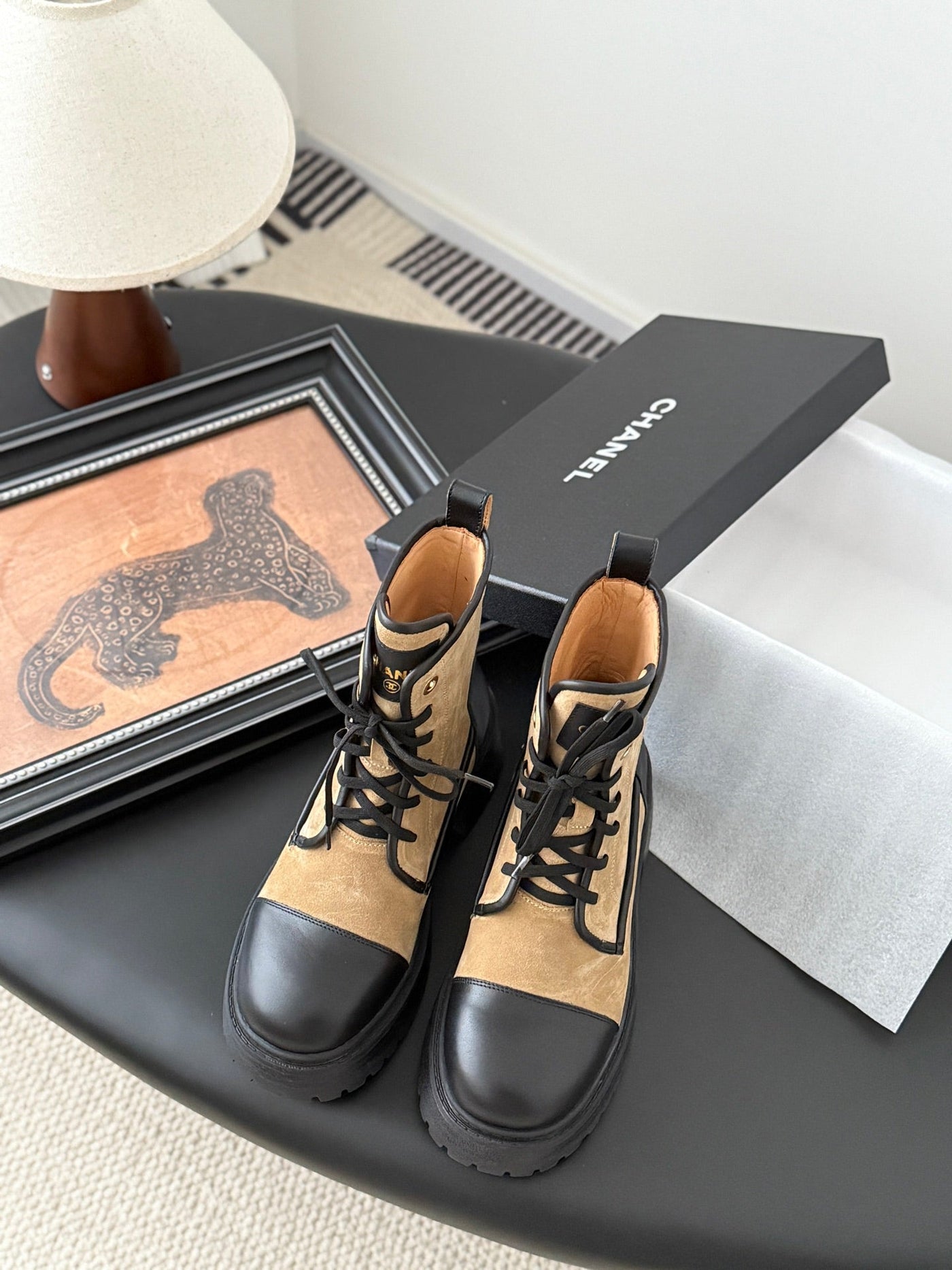 CC 25 ankle boots beige black suede sheepskin 458765 - Product Image 2