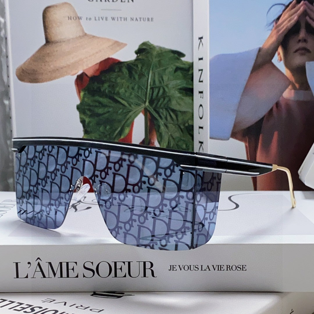OBLIQUE SUNGLASS CLUB M1U IN BLACK ACETATE | Studio Nafay
