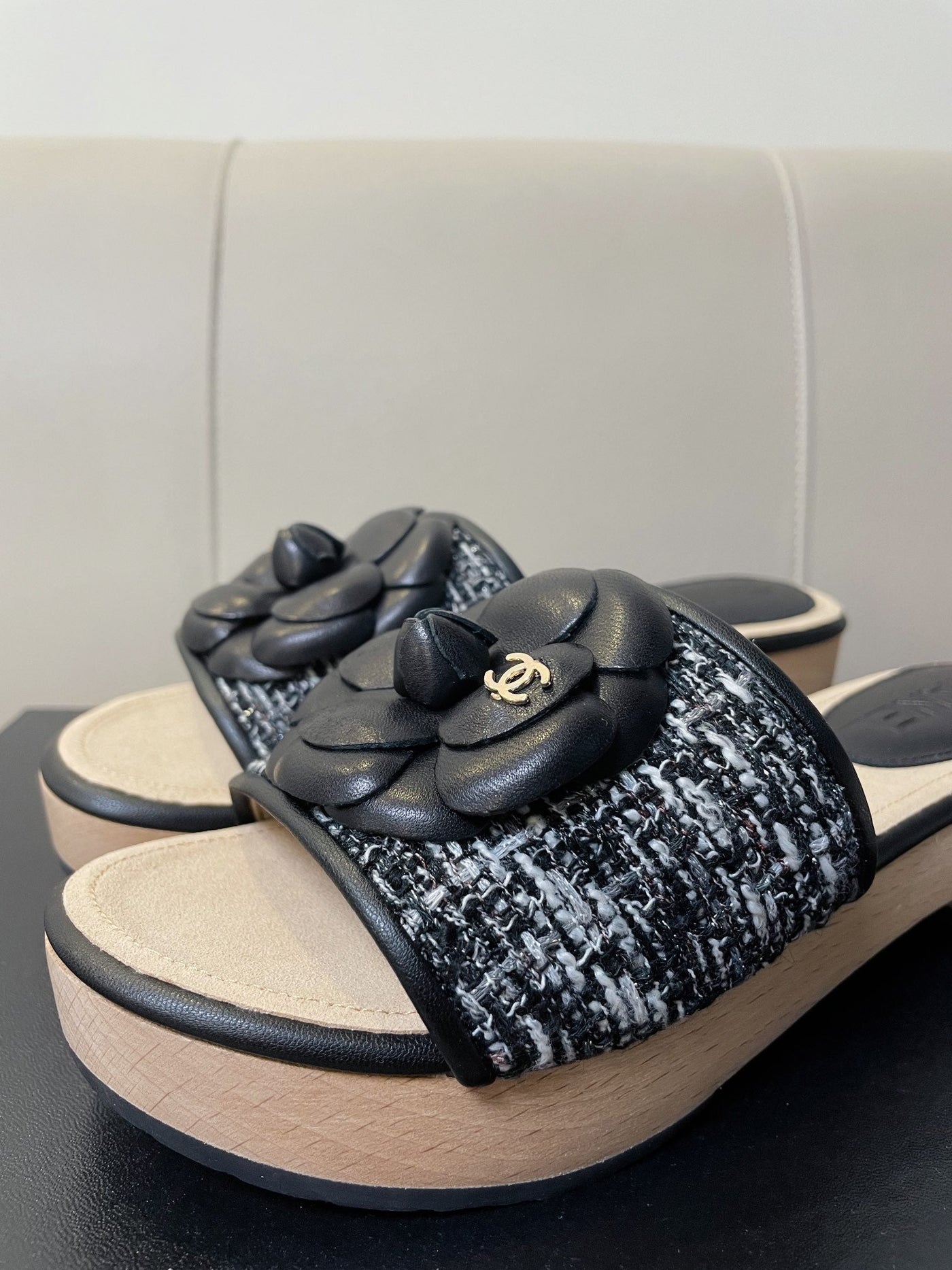 cc mule sandal 45 black white fabric beige calfskin - Product Image 4
