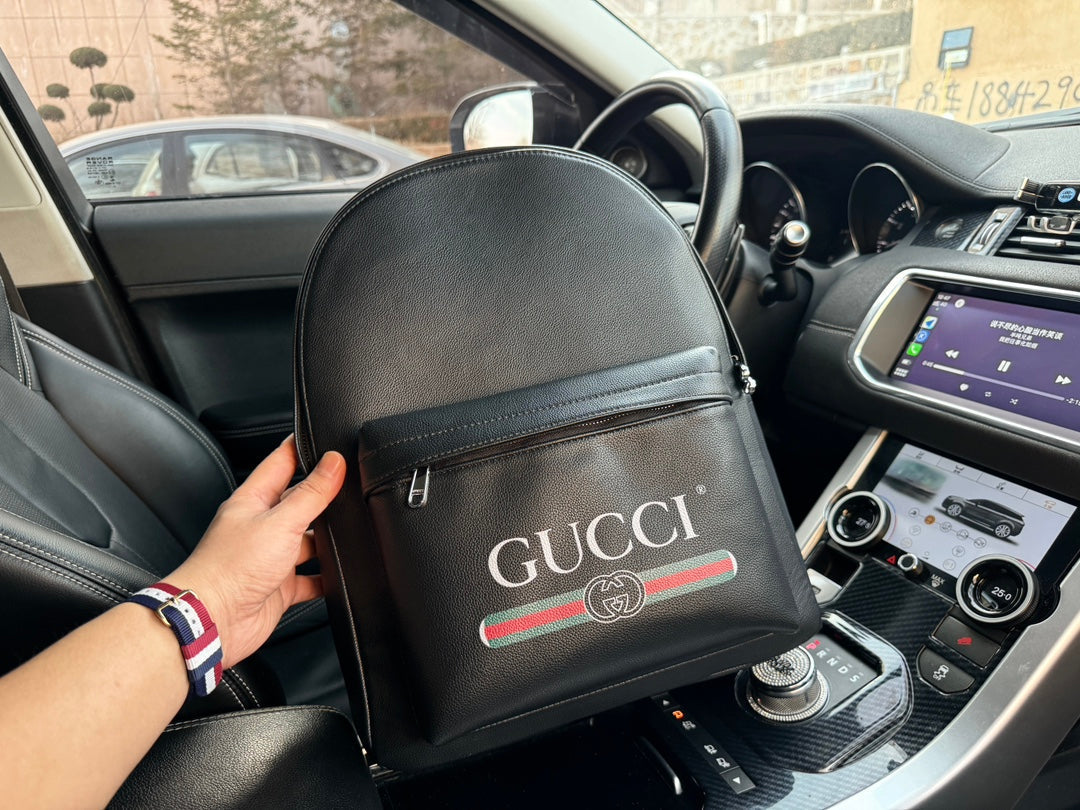 GUCCI GG BLACK LEATHER SHOULDER BAG BACKPACK - Product Image 4