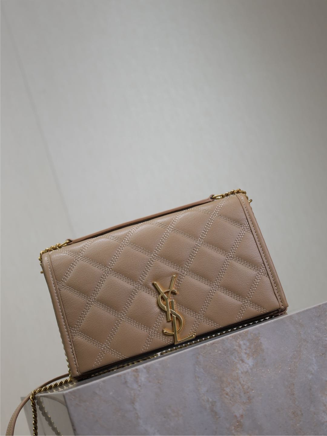 BECKY 22 IN MEDIUM BROWN QUILTED LAMBSKIN GOLD HARDWARE - Product Image 4