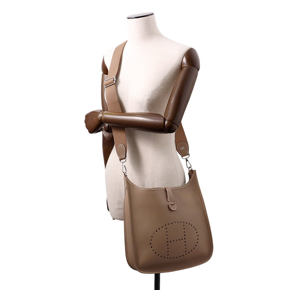 HERMES Evelyne3 Etoupe Taurillon Clemence Size PM - Product Image 4