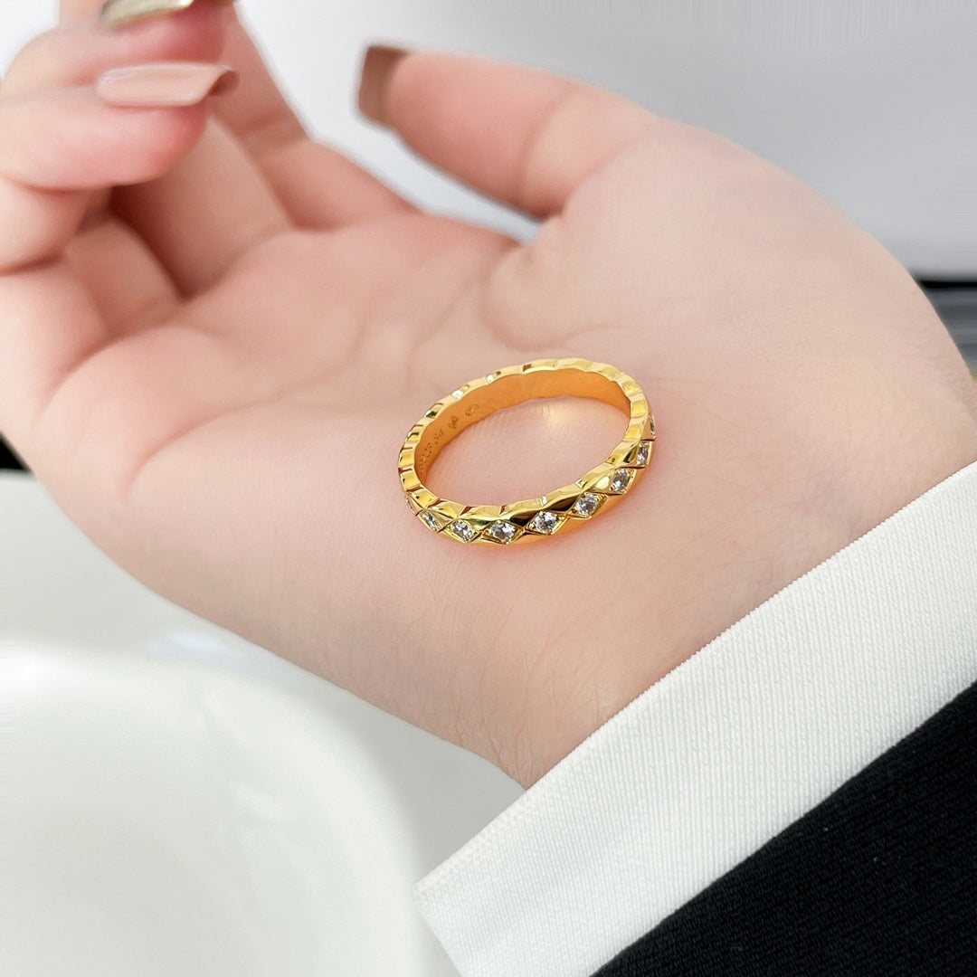 CRUSH MINI CLASSIC RING DIAMONDS - Product Image 8