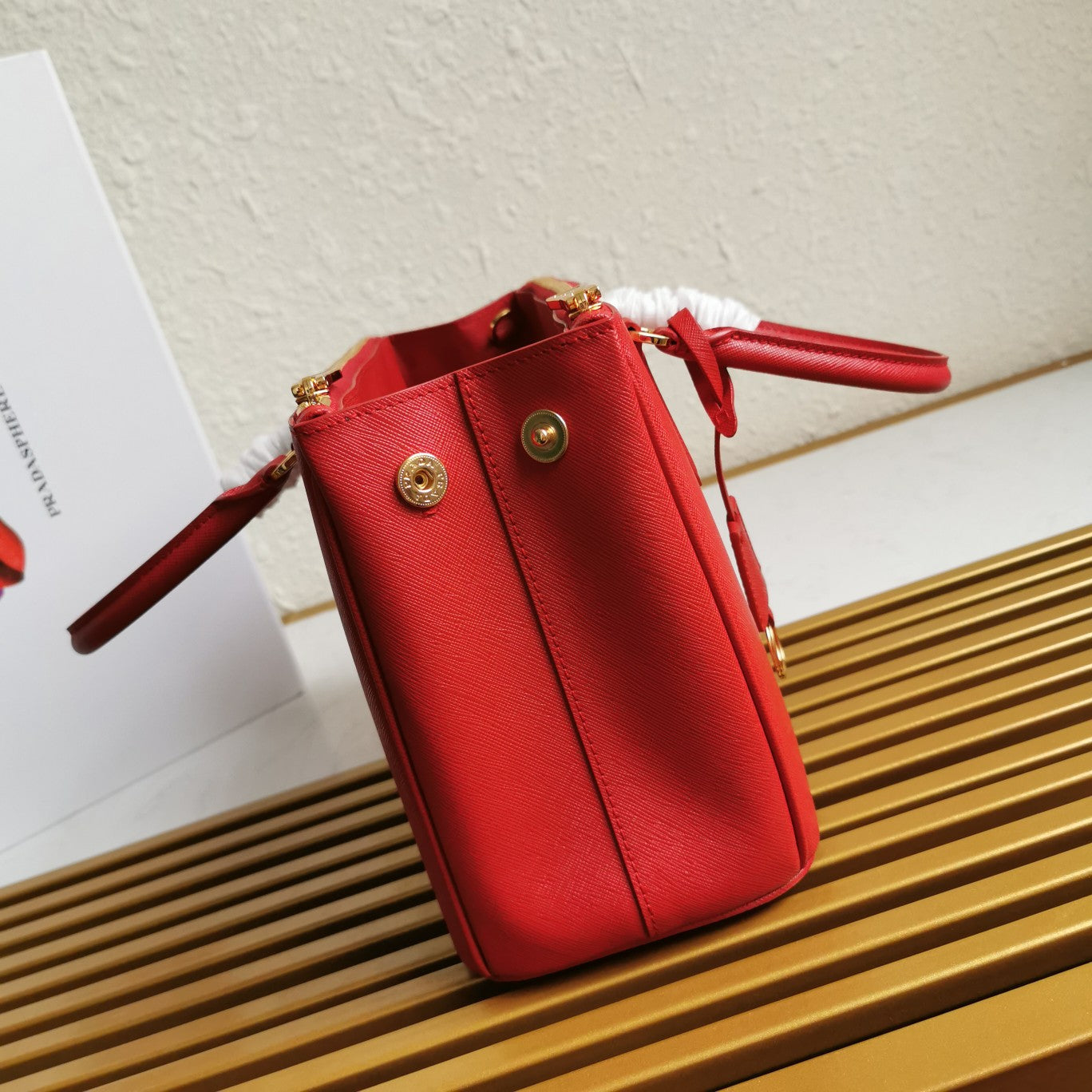 MEDIUM GALLERIA 28 RED SAFFIANO LEATHER - Product Image 7