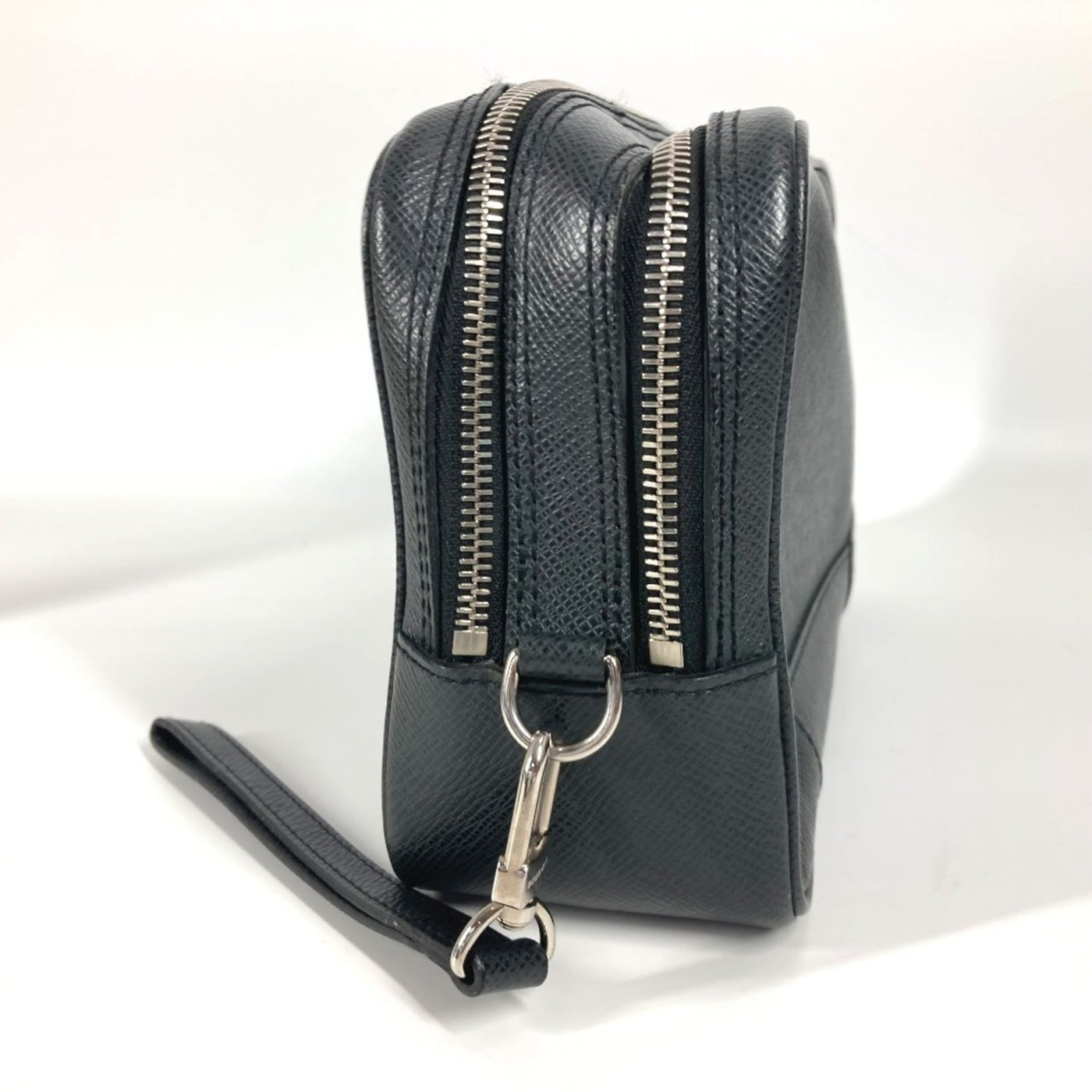 Louis Vuitton Ardoise Black Taiga Leather Leather Clutch Bag Pouch ( ) - Product Image 4