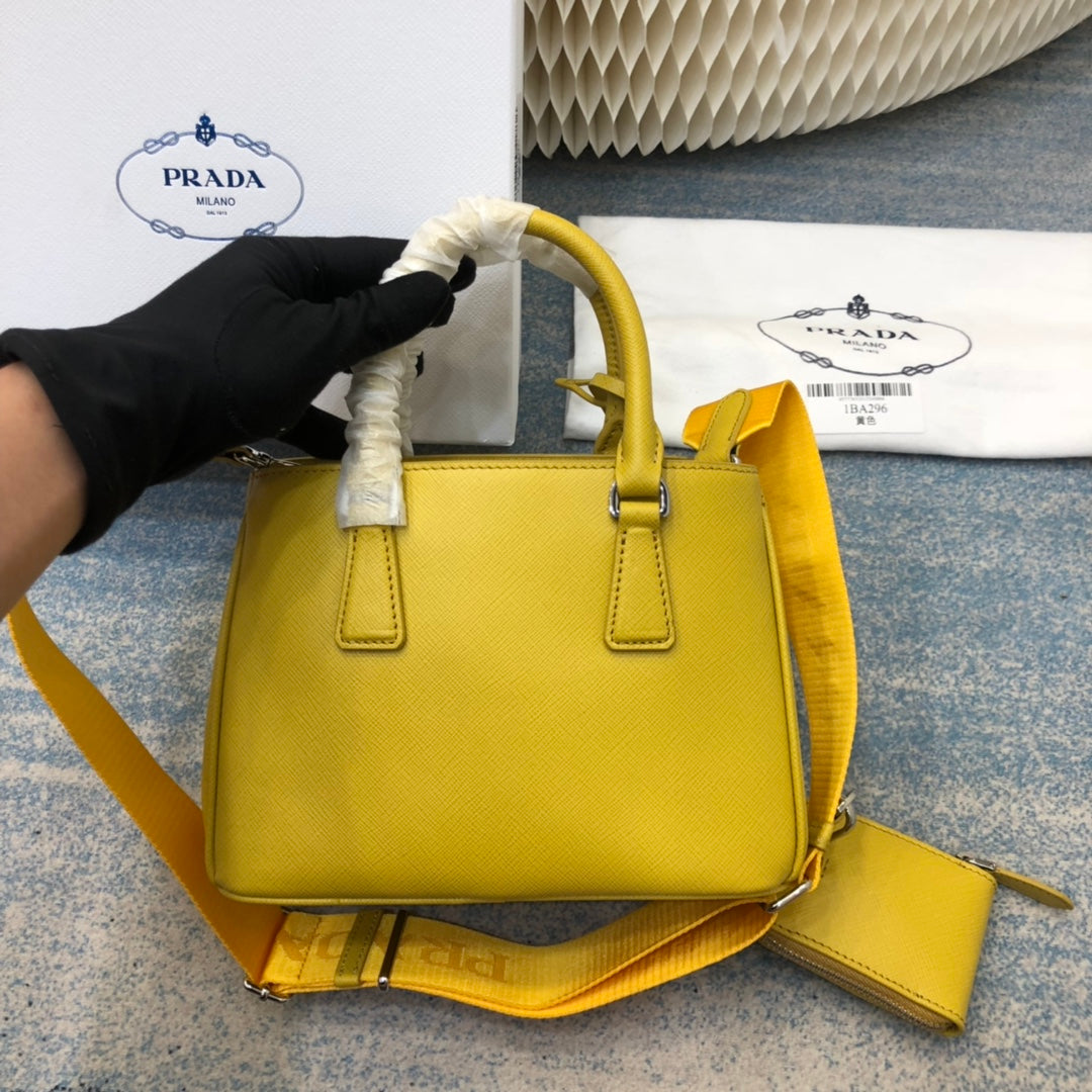 PRA MINI 23 BAG IN SUNNY YELLOW SAFFIANO LEATHER - Product Image 2
