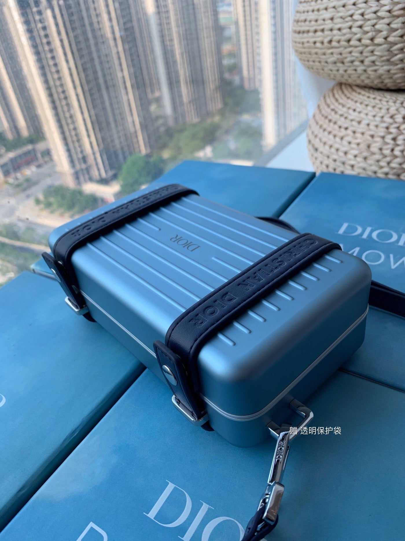 RIMOWA 20 CASE BAG IN COBALT BLUE ALUMINUM MAGNESIUM - Product Image 3