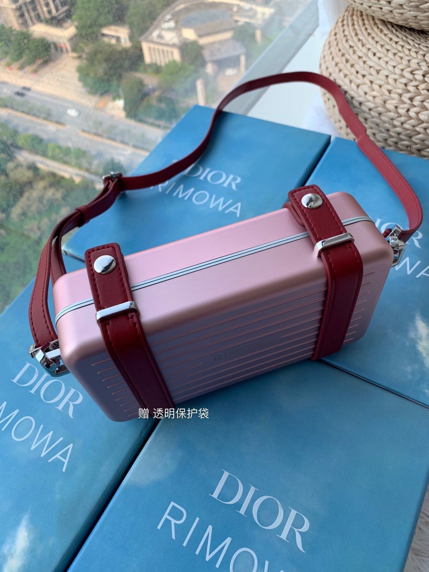 RIMOWA 20 CASE BAG IN LIGHT PINK ALUMINUM MAGNESIUM - Product Image 6