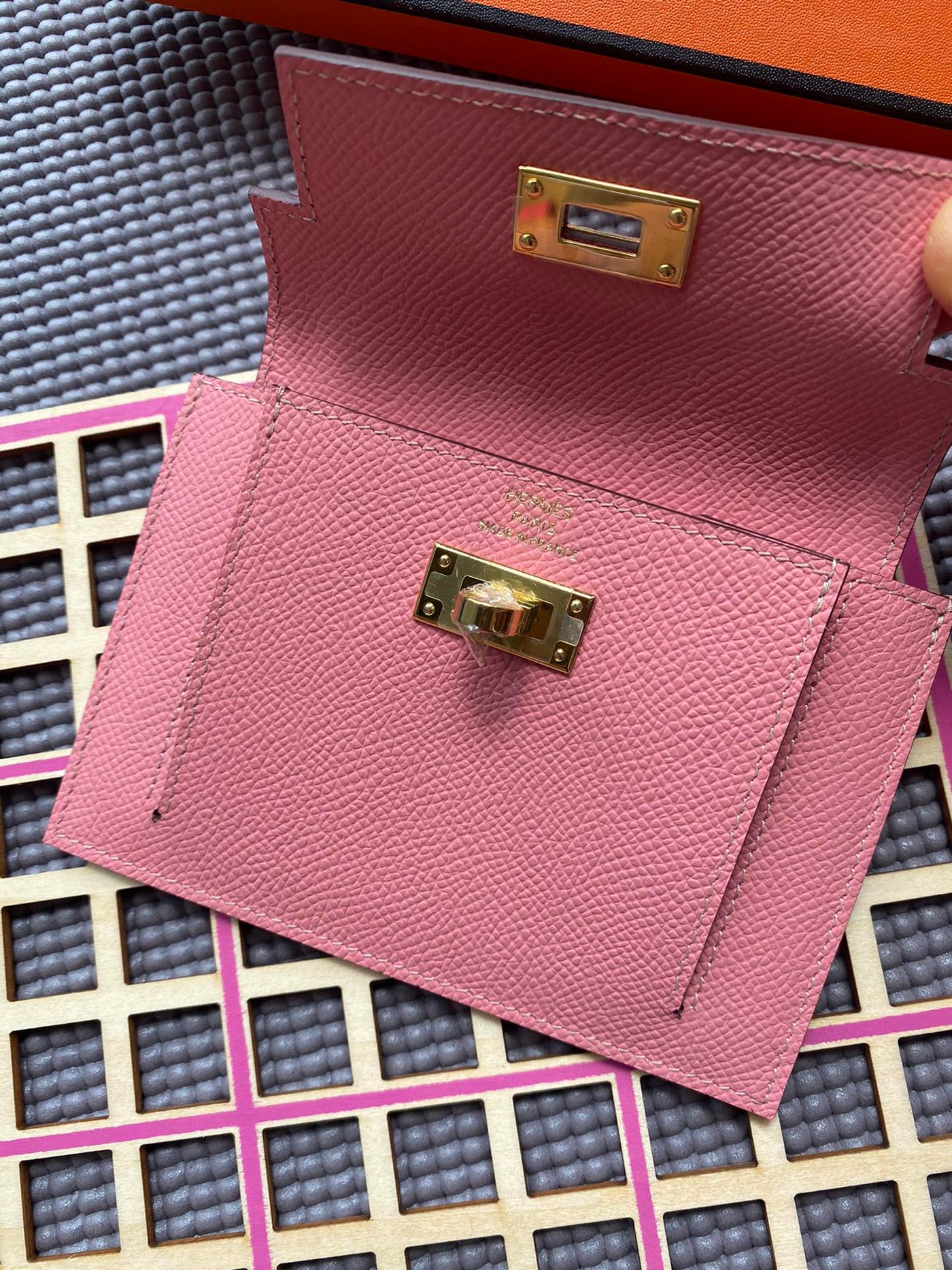 HM Kelly Pocket 13.5 Pink Epsom Ghw - Product Image 7