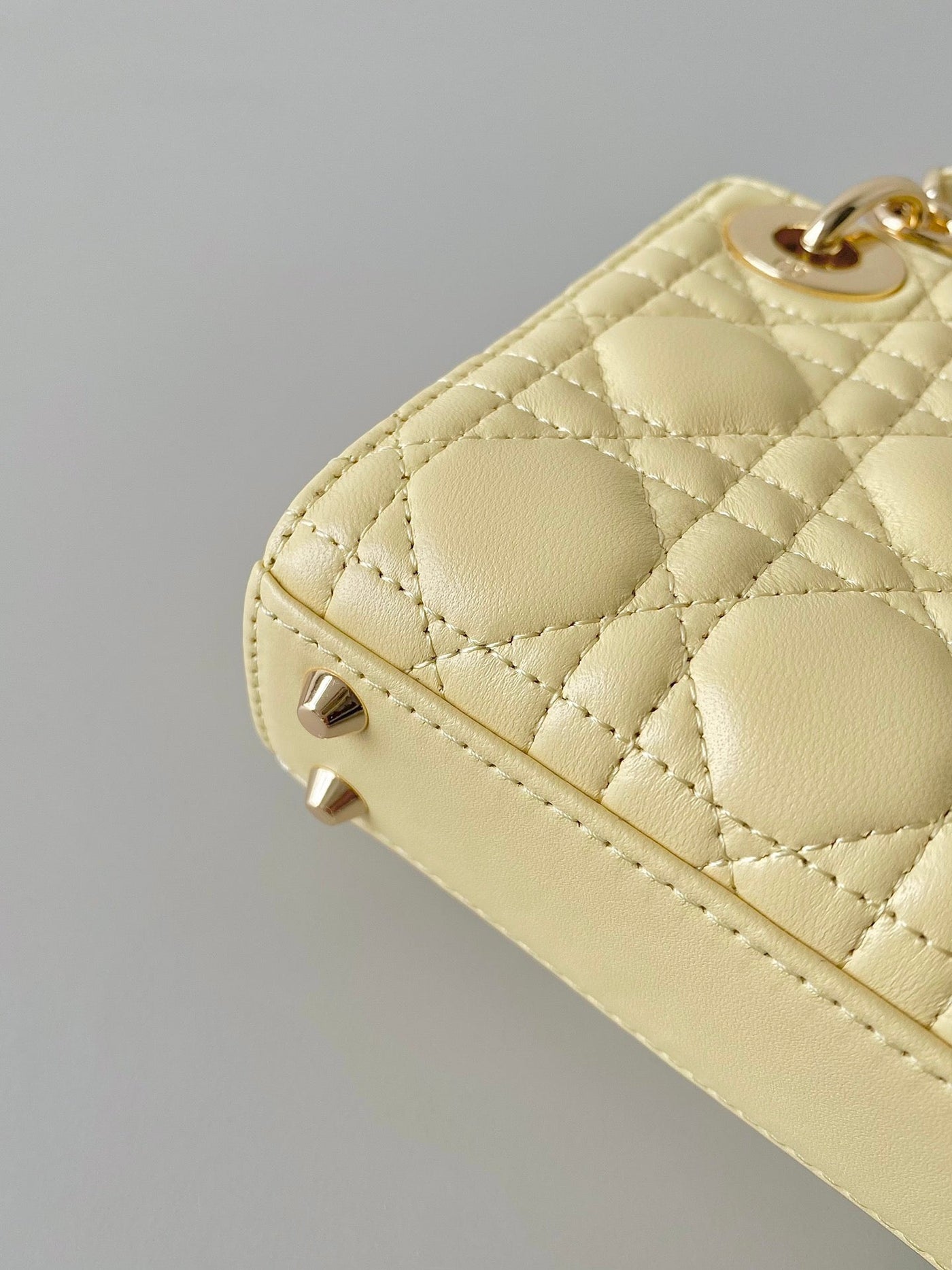 MICRO LADY 12 BAG IN LIGHT YELLOW LAMBSKIN - Product Image 6