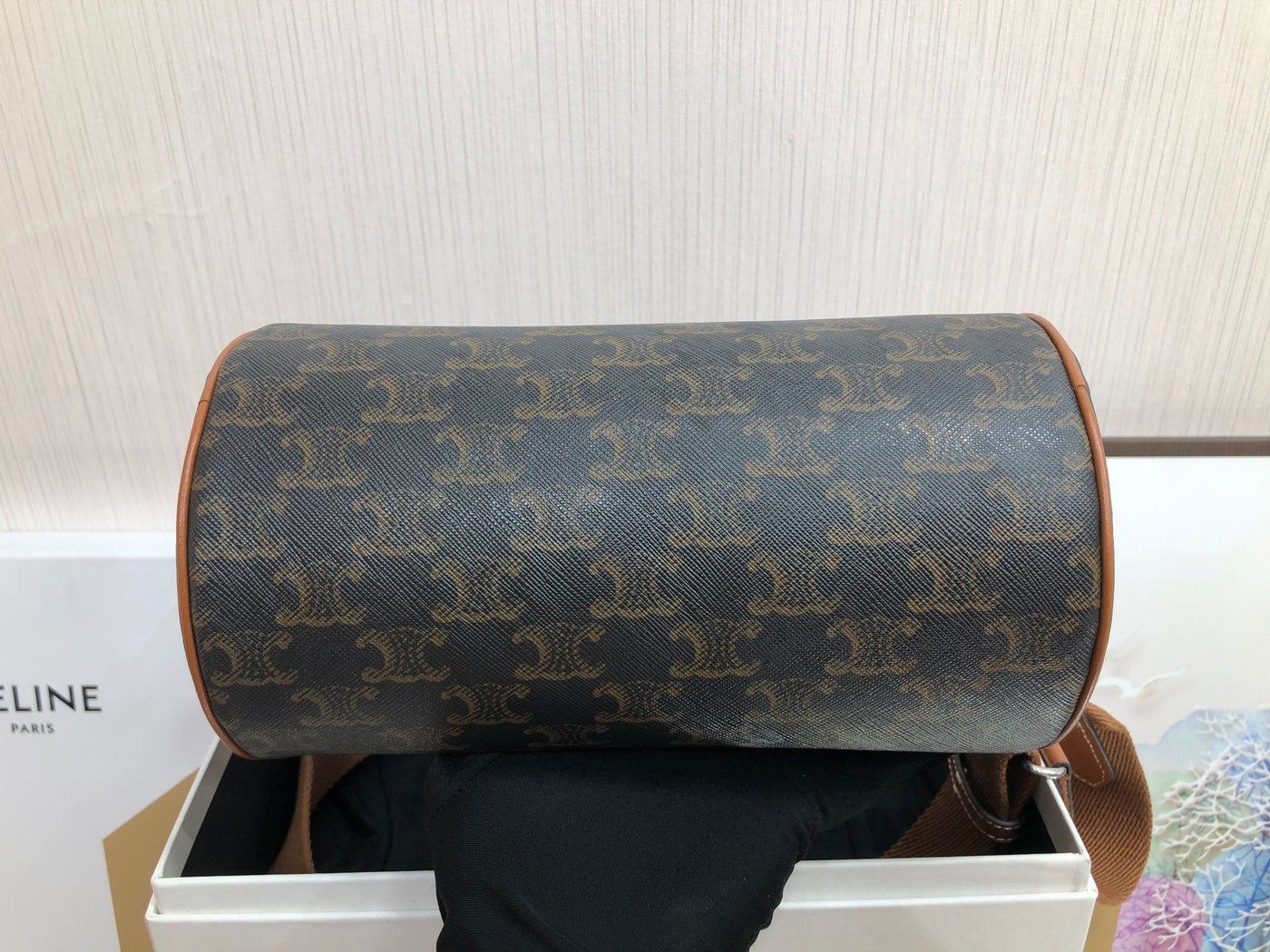 CYLINDRICAL 22 BAG BLACK PATTERN COWHIDE - Product Image 5