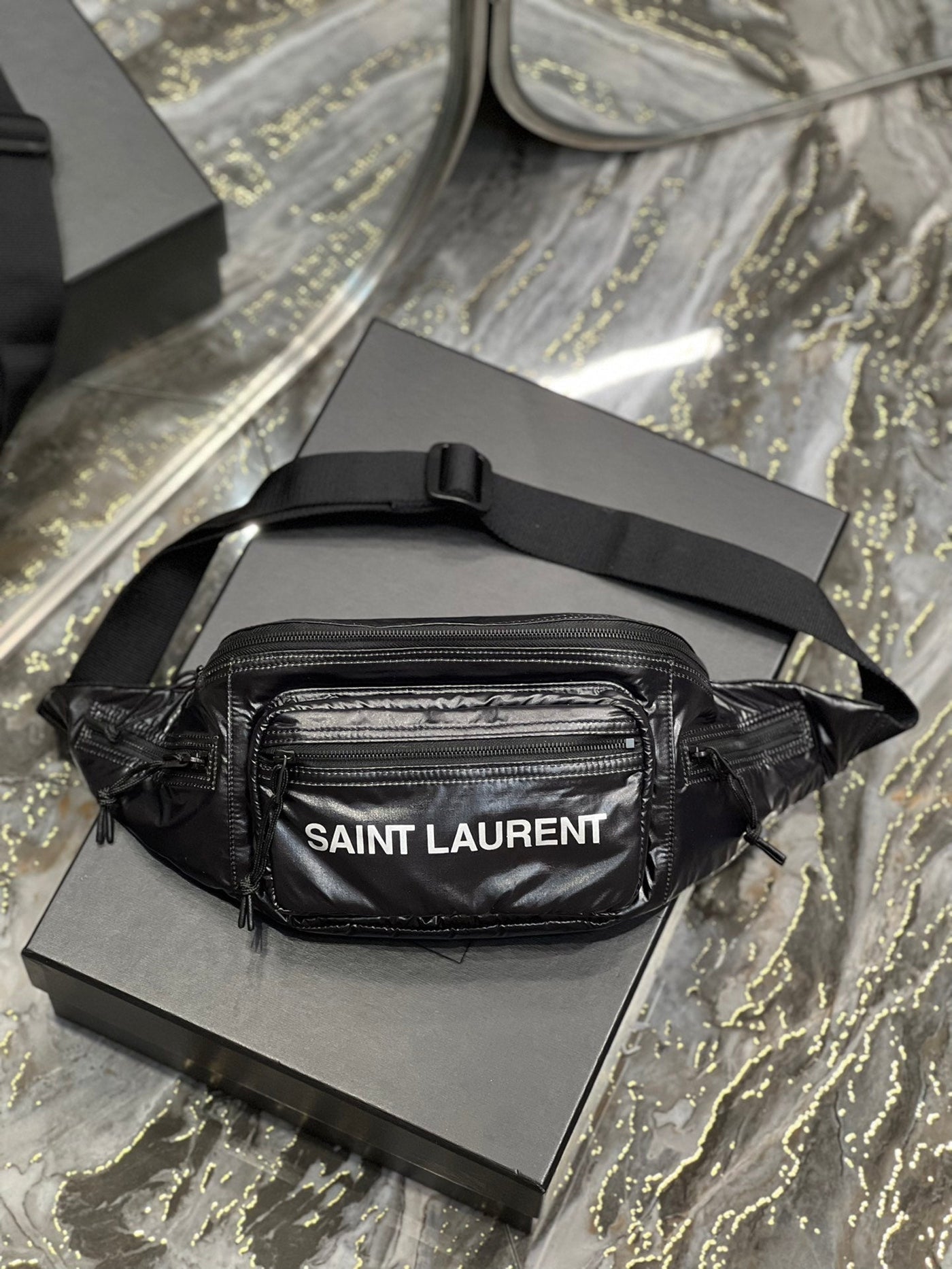 CROSSBODY BAG 24 IN BLACK POLISHED NYLON - Product Image 3