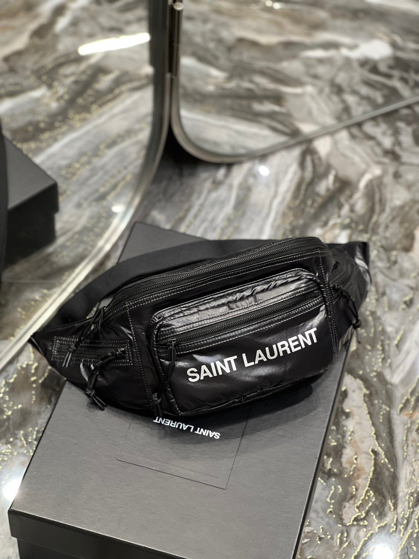 CROSSBODY BAG 24 IN BLACK POLISHED NYLON - Product Image 9