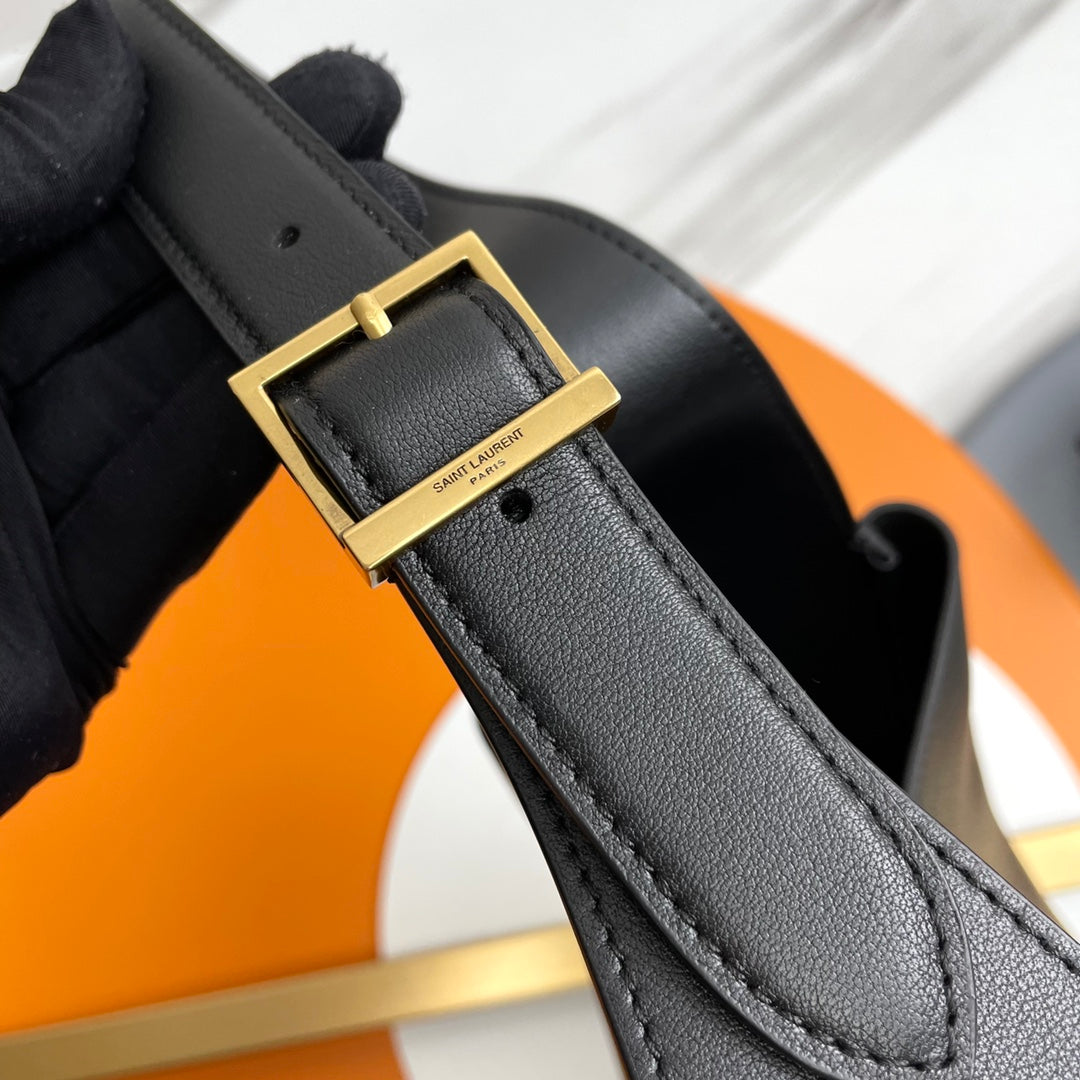 le 5a7 small 23cm black calfskin - Product Image 2