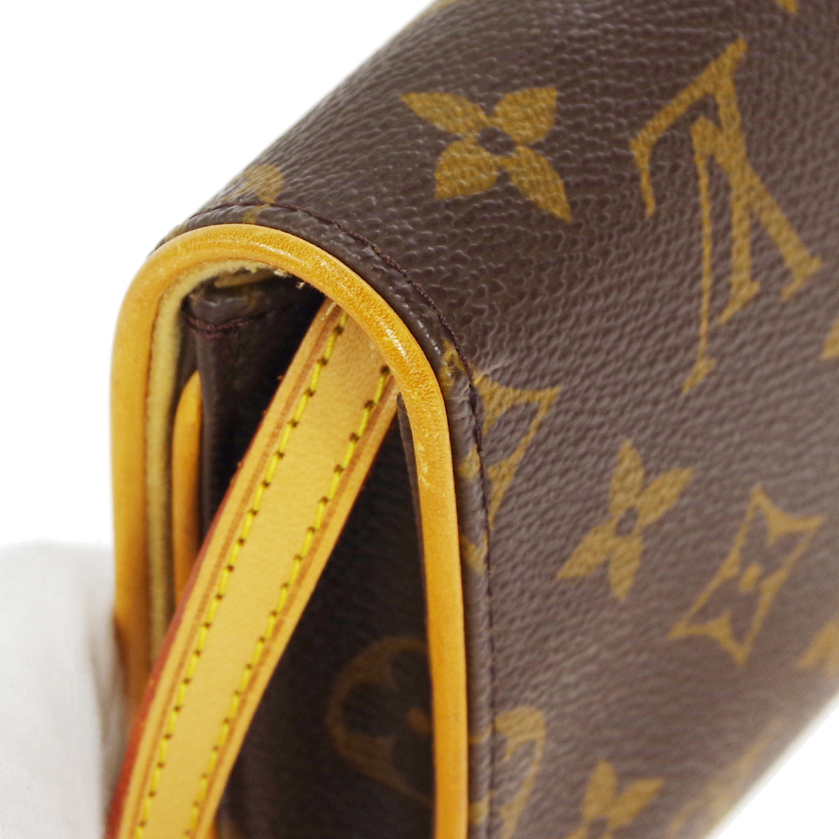 LOUIS VUITTON POCHETTE TWIN GM
