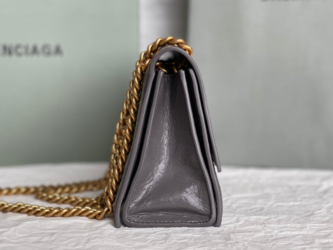 CRUSH SMALL CHAIN BAG 25 IN SUVA GRAY CRUSHED CALFSKIN GOLD HARDWARE | Studio Nafay