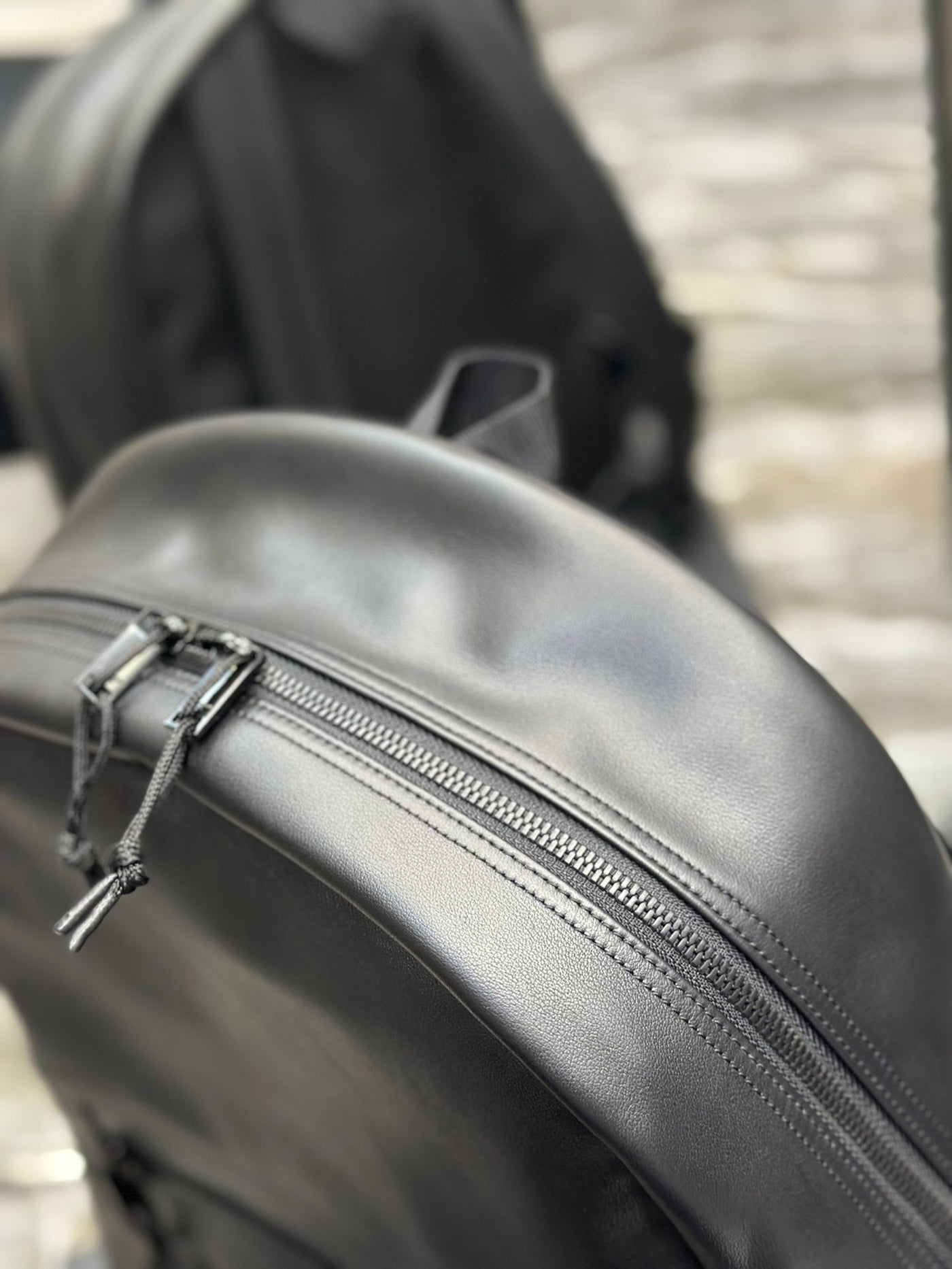 BACKPACK 37 IN ECHO GRAY CALFSKIN - Product Image 4