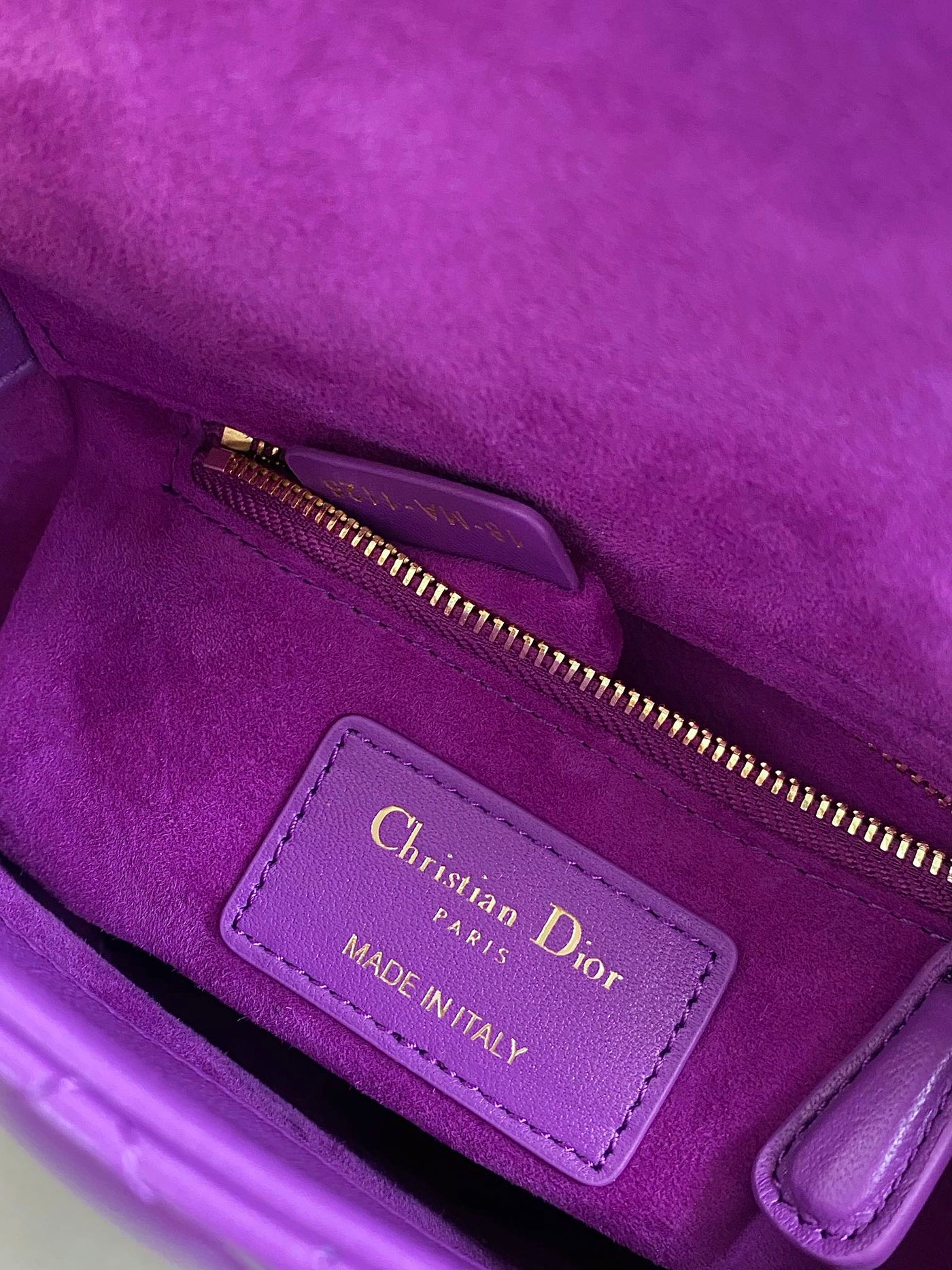 LADY 17 IN VIOLET PURPLE LAMBSKIN WITH CANNAGE PATTERN - Product Image 4