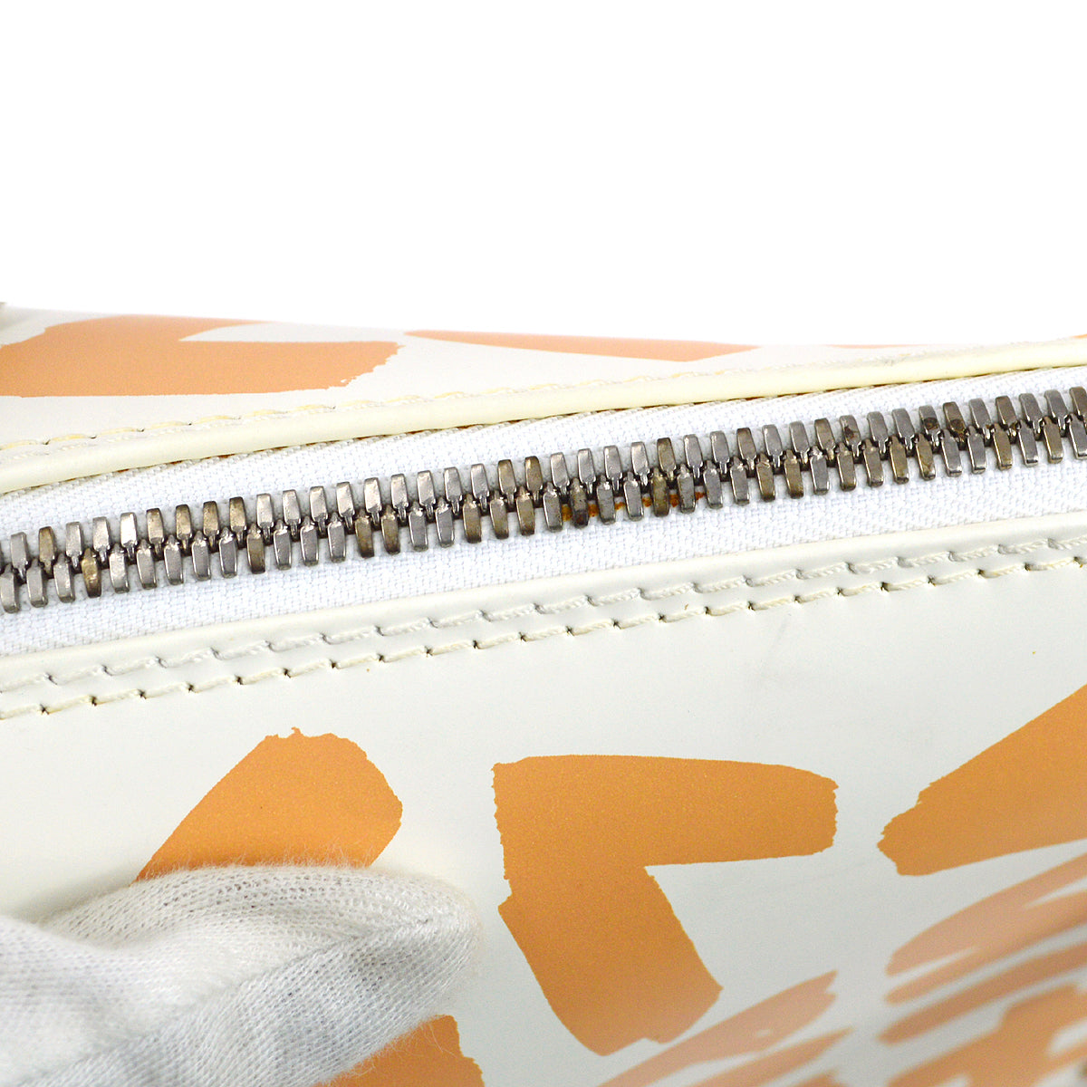 Louis Vuitton Graffiti Alma MM Beige