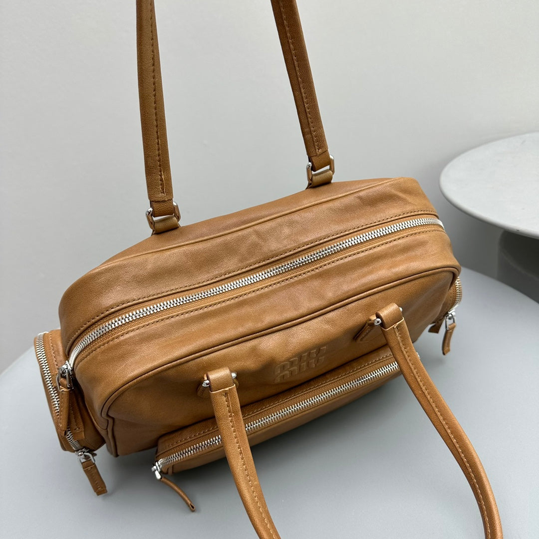 BIKER BAG 31 IN CARAMEL BROWN CALFSKIN - Product Image 5