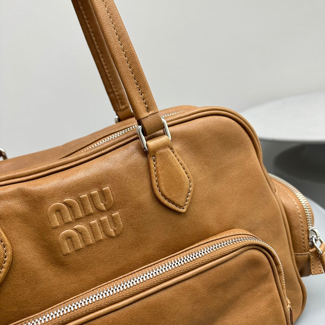 BIKER BAG 31 IN CARAMEL BROWN CALFSKIN - Product Image 6