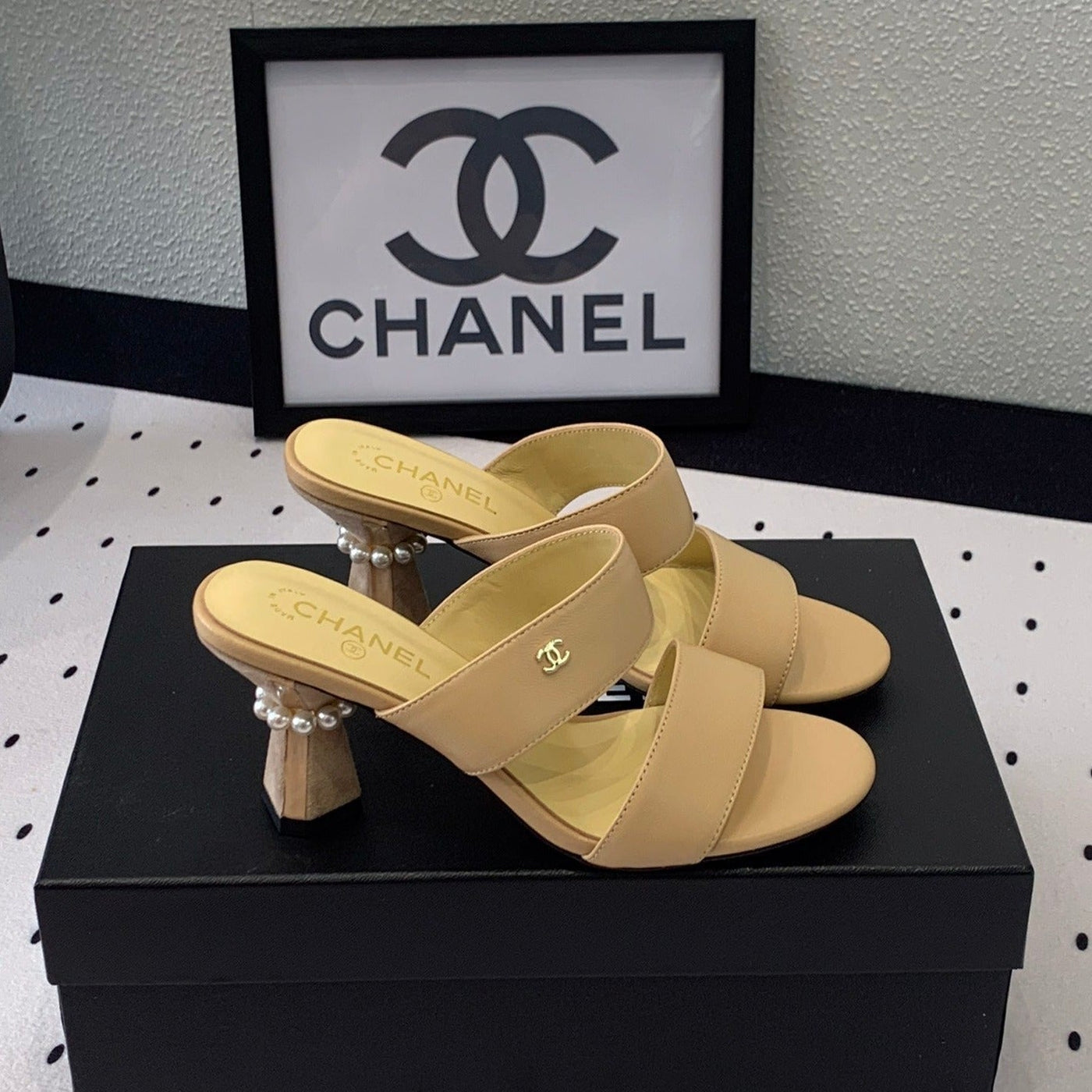 mule sandal 70 beige velvet lambskin | Studio Nafay