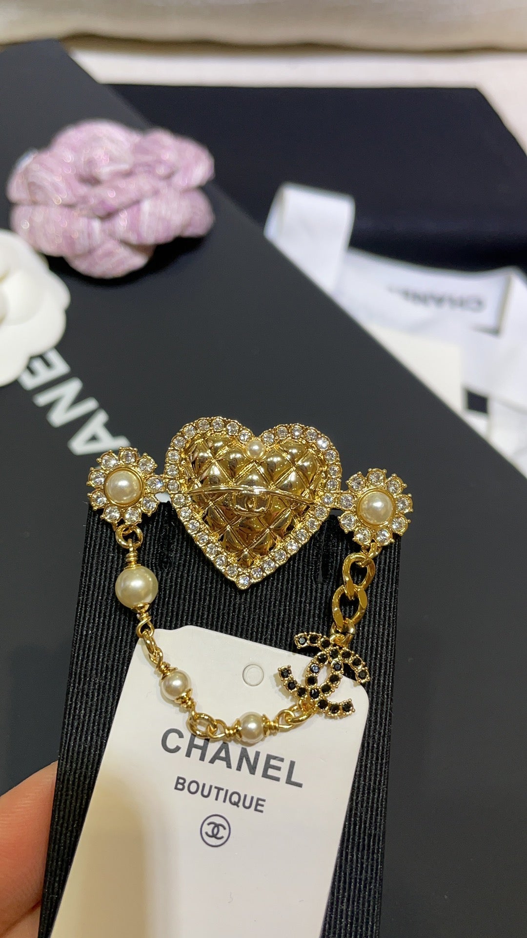 CC Brooch Gold 163085 - Product Image 2