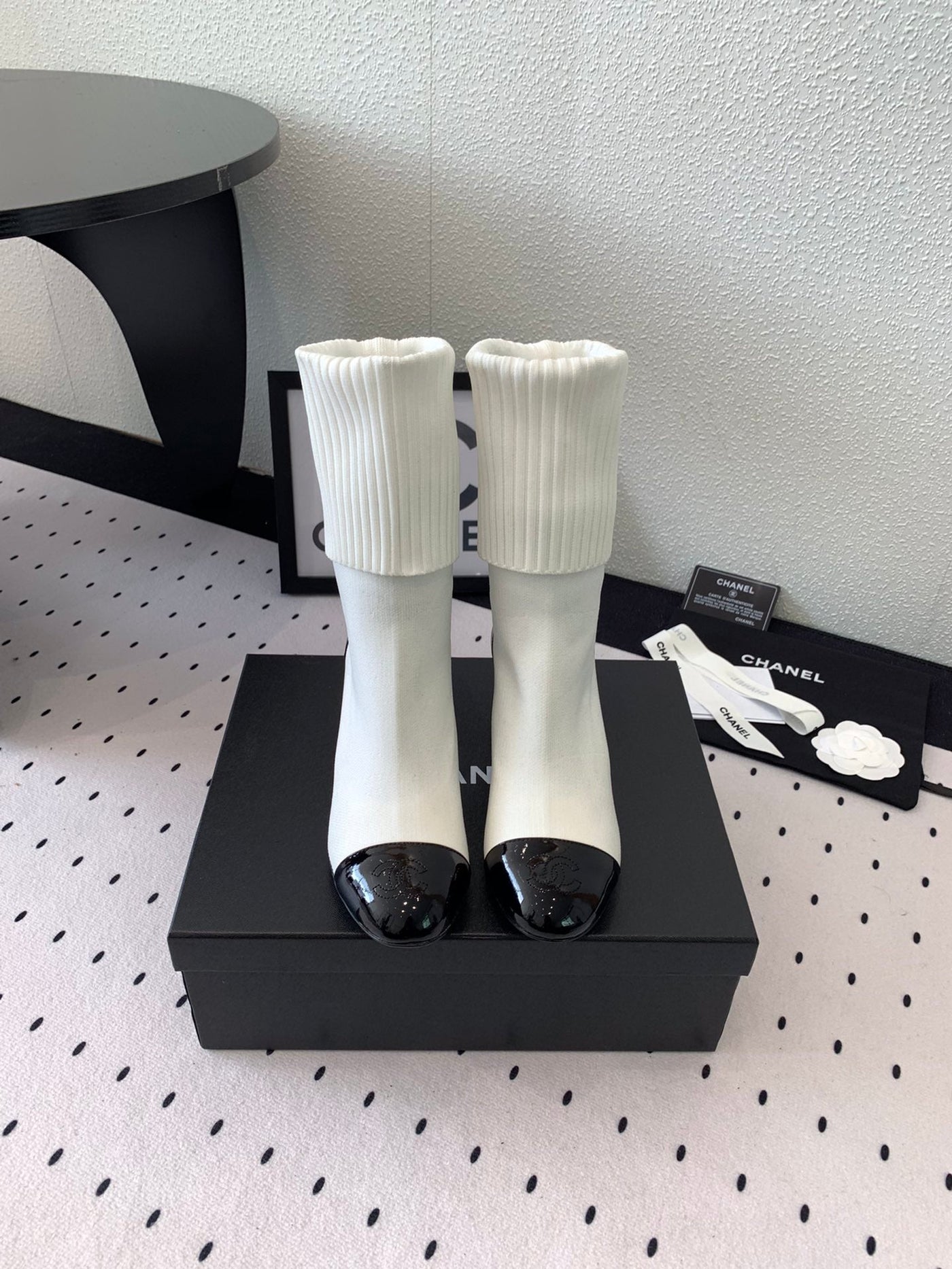 CC Short Boots 55mm White Black Wool Mix Glossy Cowhide 938067 - Product Image 2