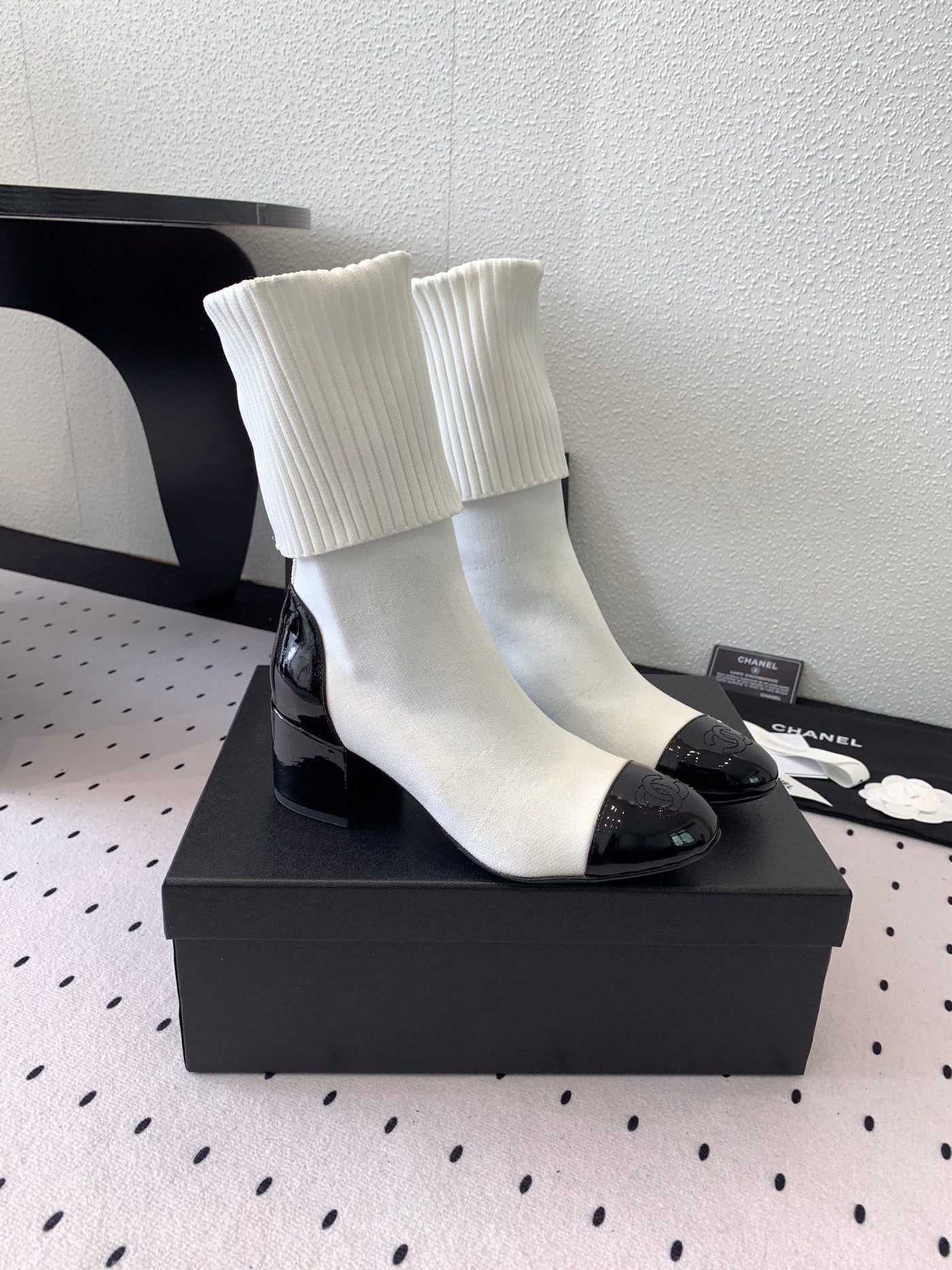CC Short Boots 55mm White Black Wool Mix Glossy Cowhide 938067 - Product Image 7