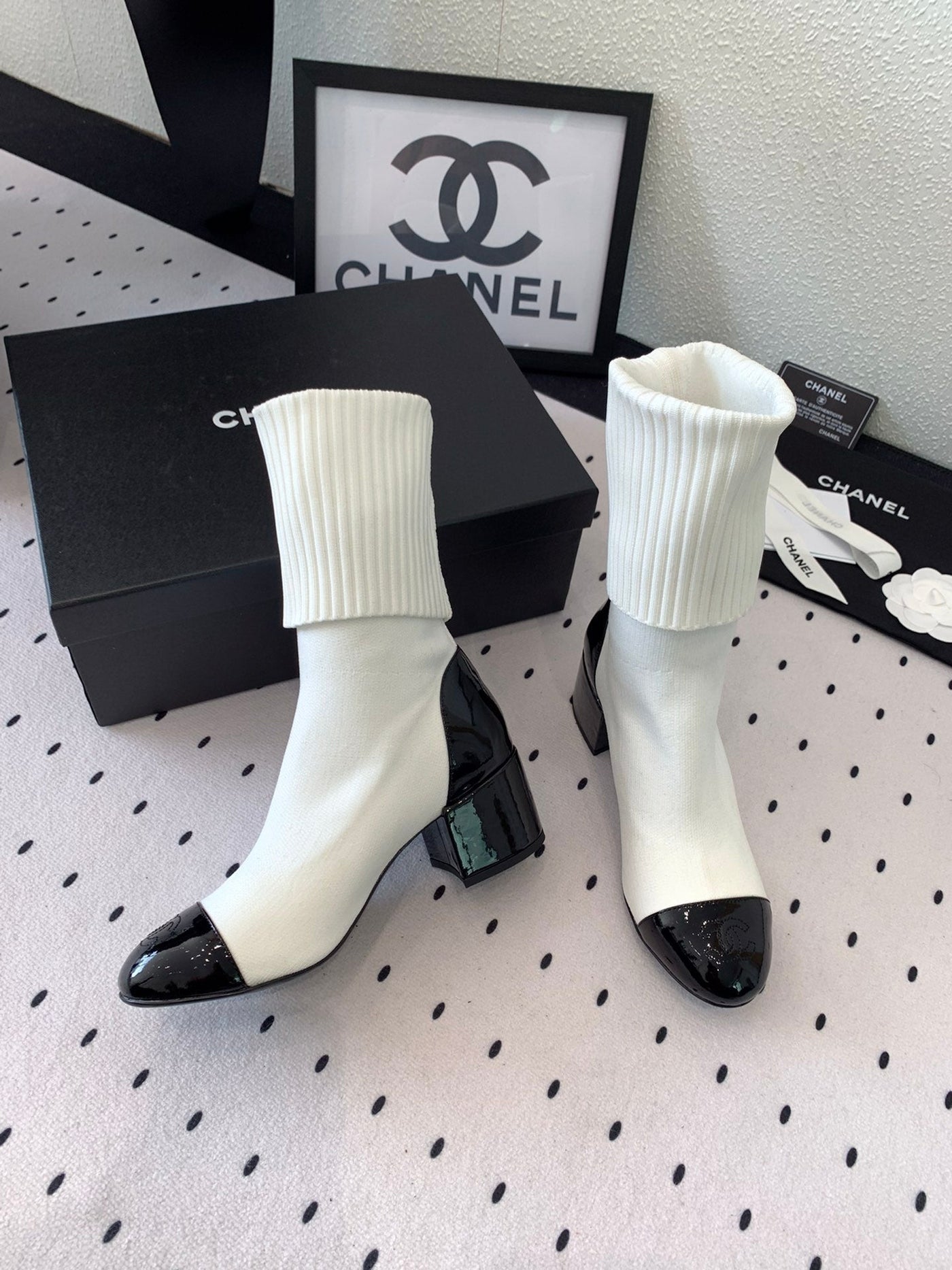 CC Short Boots 55mm White Black Wool Mix Glossy Cowhide 938067 - Product Image 8