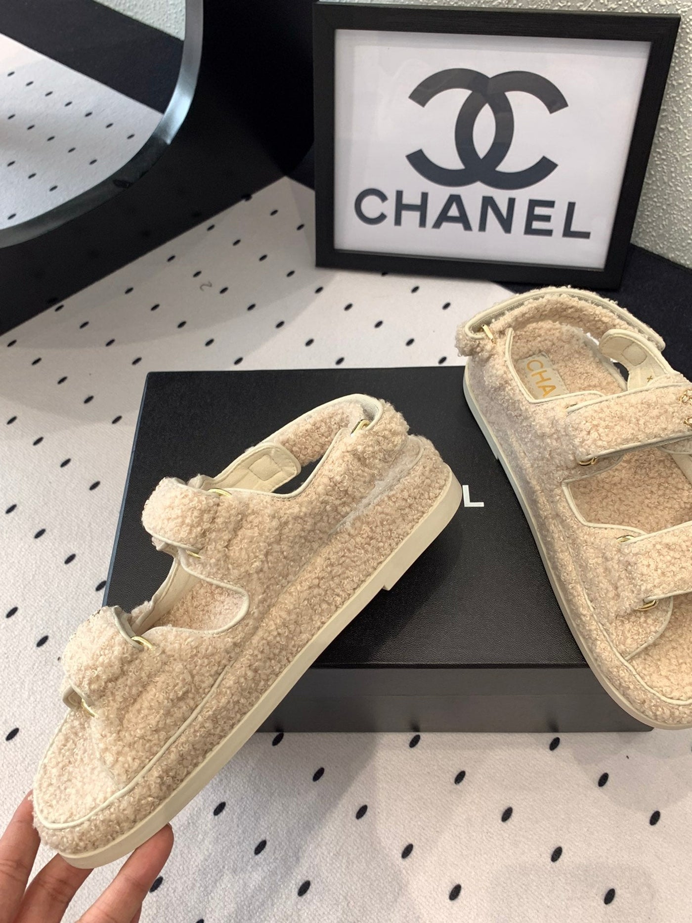 CC DAD SANDAL ECRU BEIGE LAMB FUR - Product Image 6